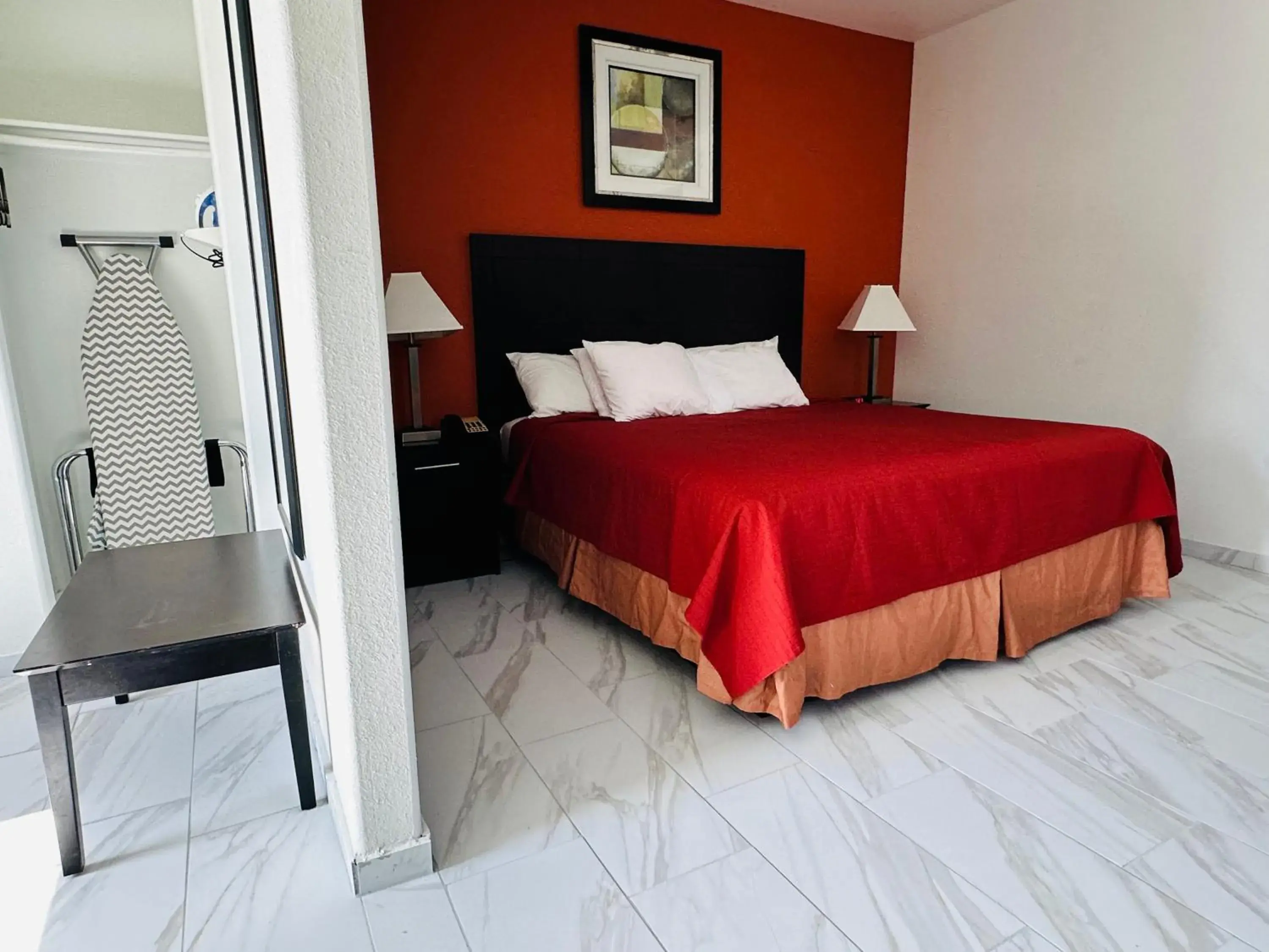 King Suite - Non-Smoking in Lux Inn and Suites King Suite - Non-Smoking in Lux Inn and Suites