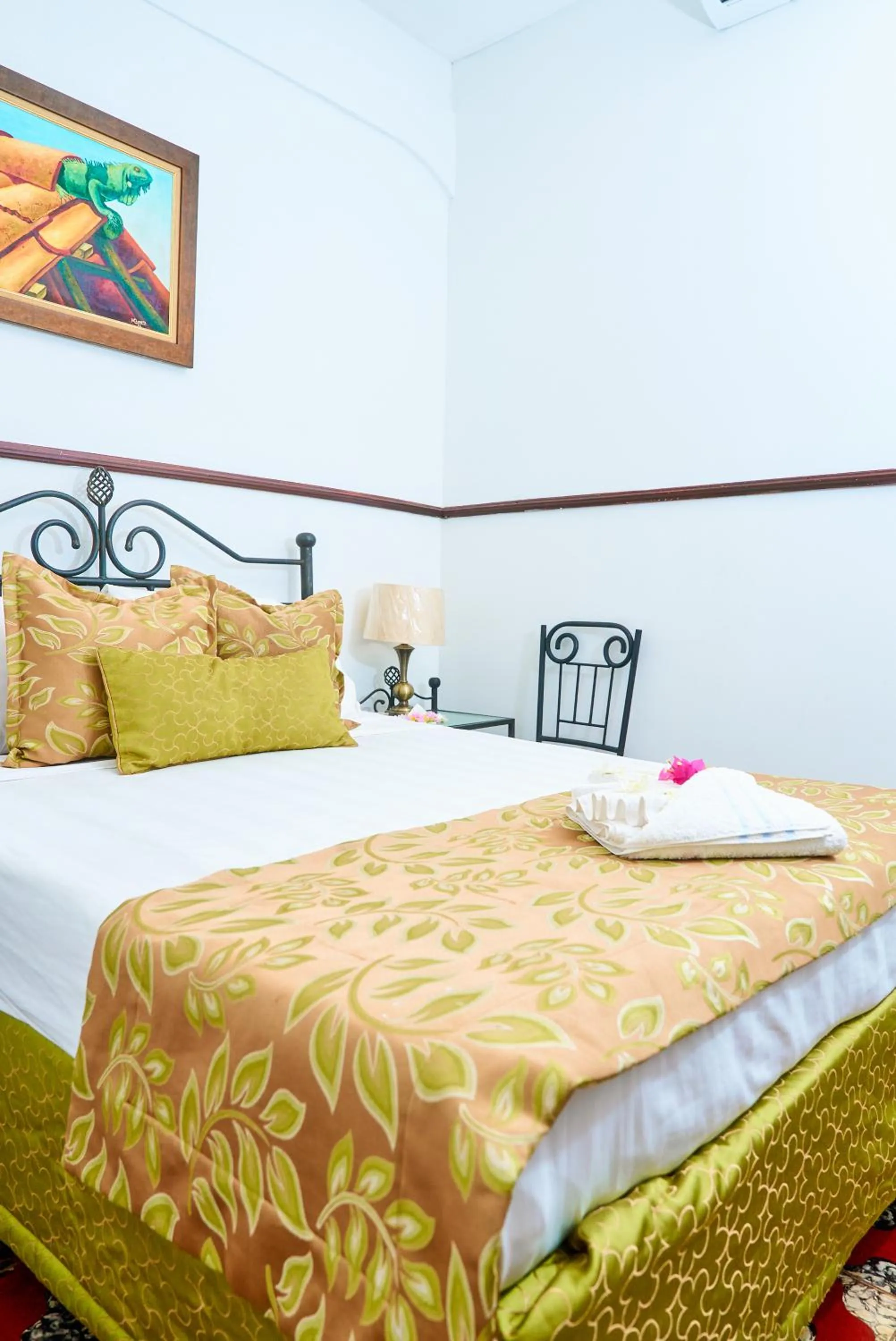 Bed in Hotel Los Balcones Leon