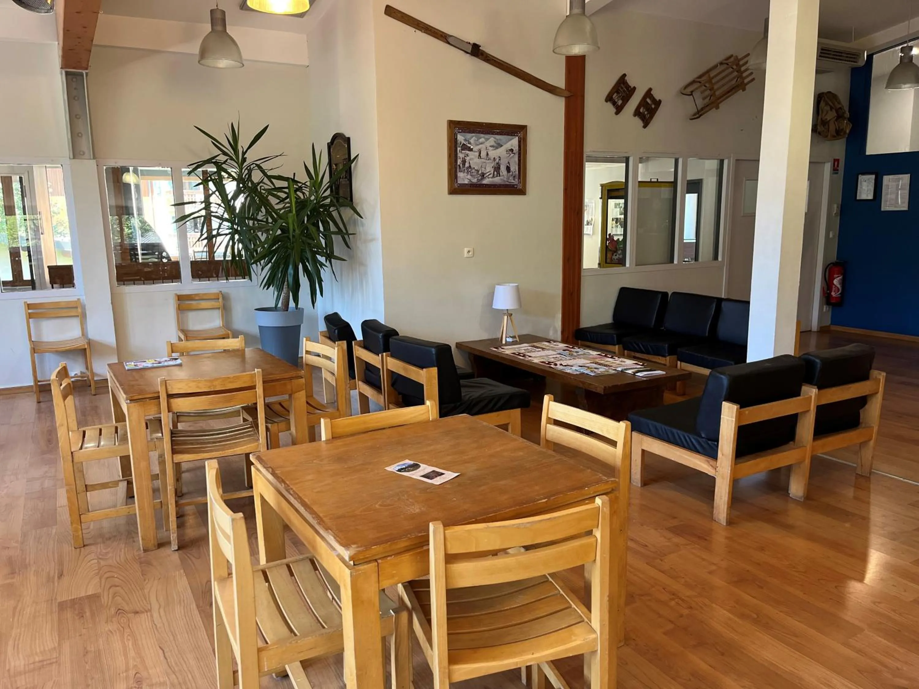 Lounge or bar in ULVF Les Essertets