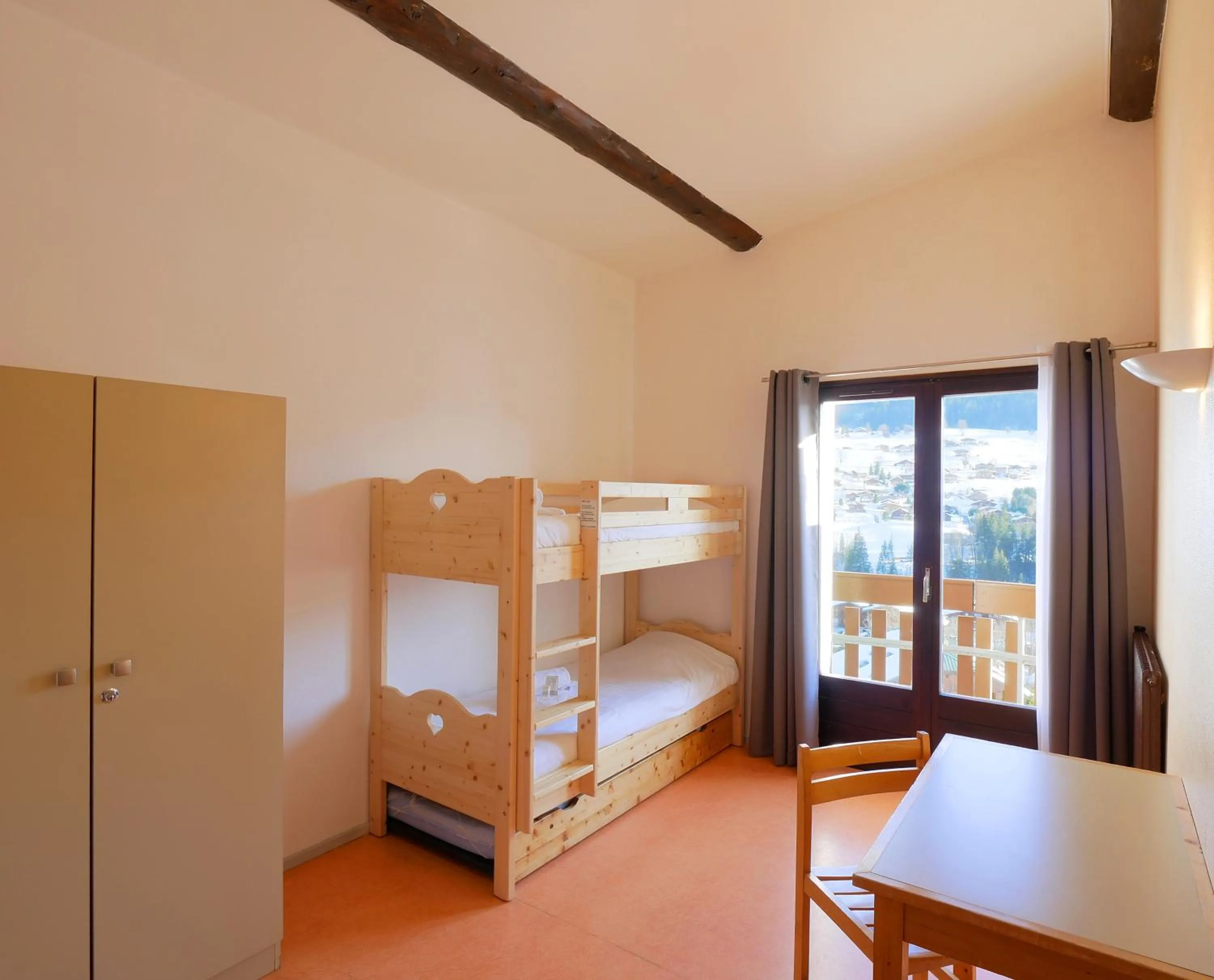 Bedroom, Bed in ULVF Les Essertets