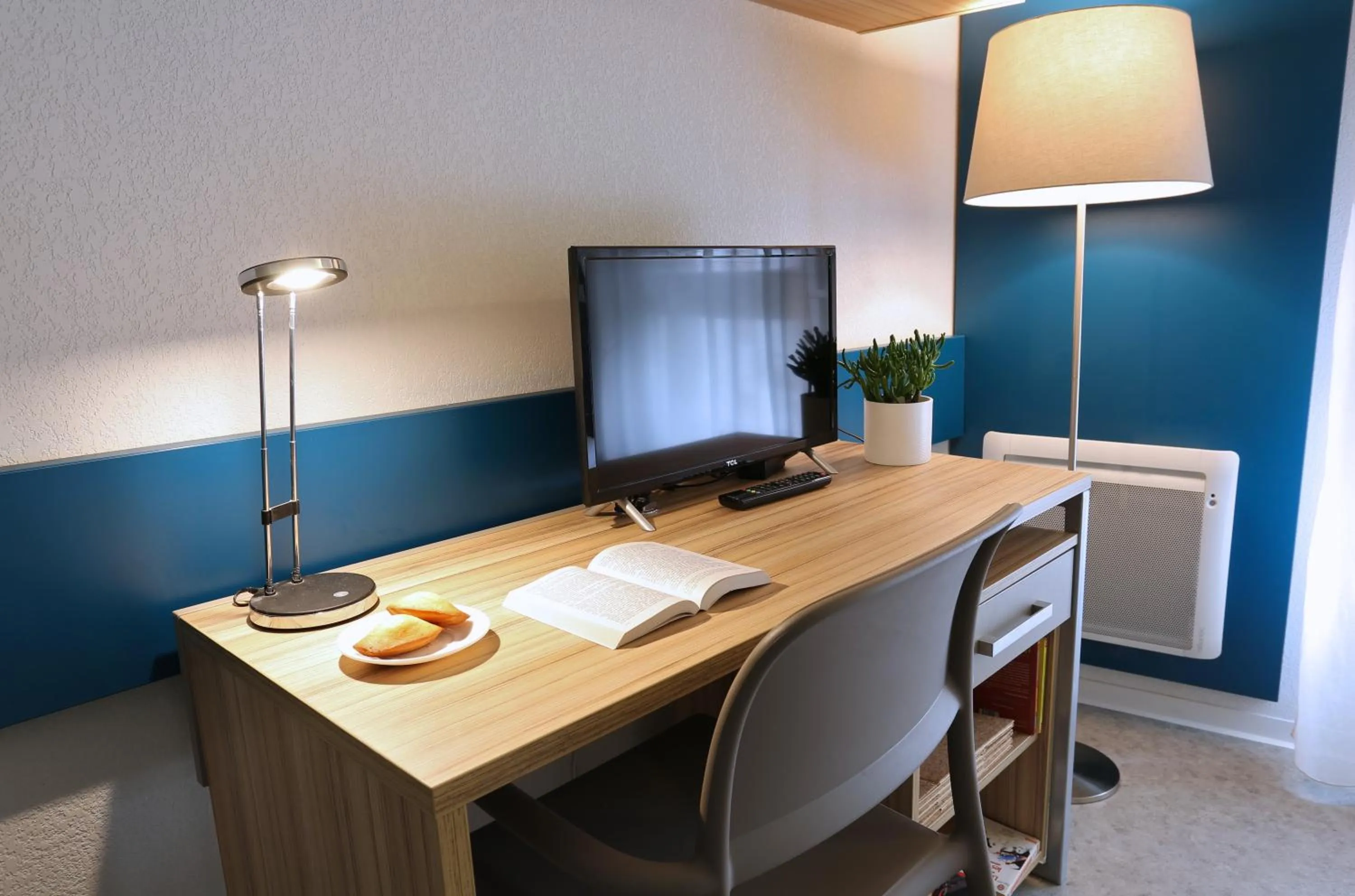 Seating area in Apparteo Marseille