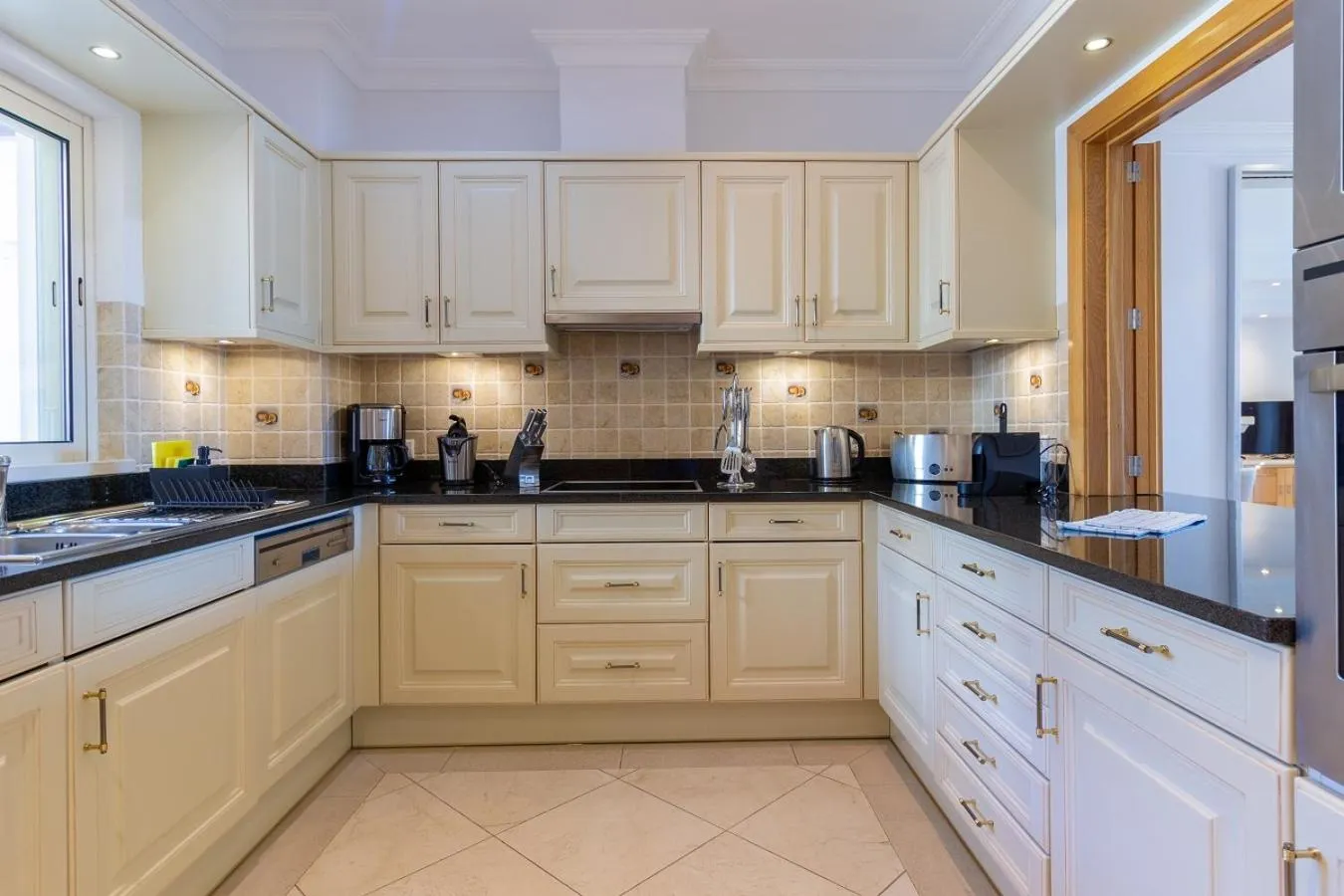 Coffee/tea facilities in Dunas Douradas Beach Club