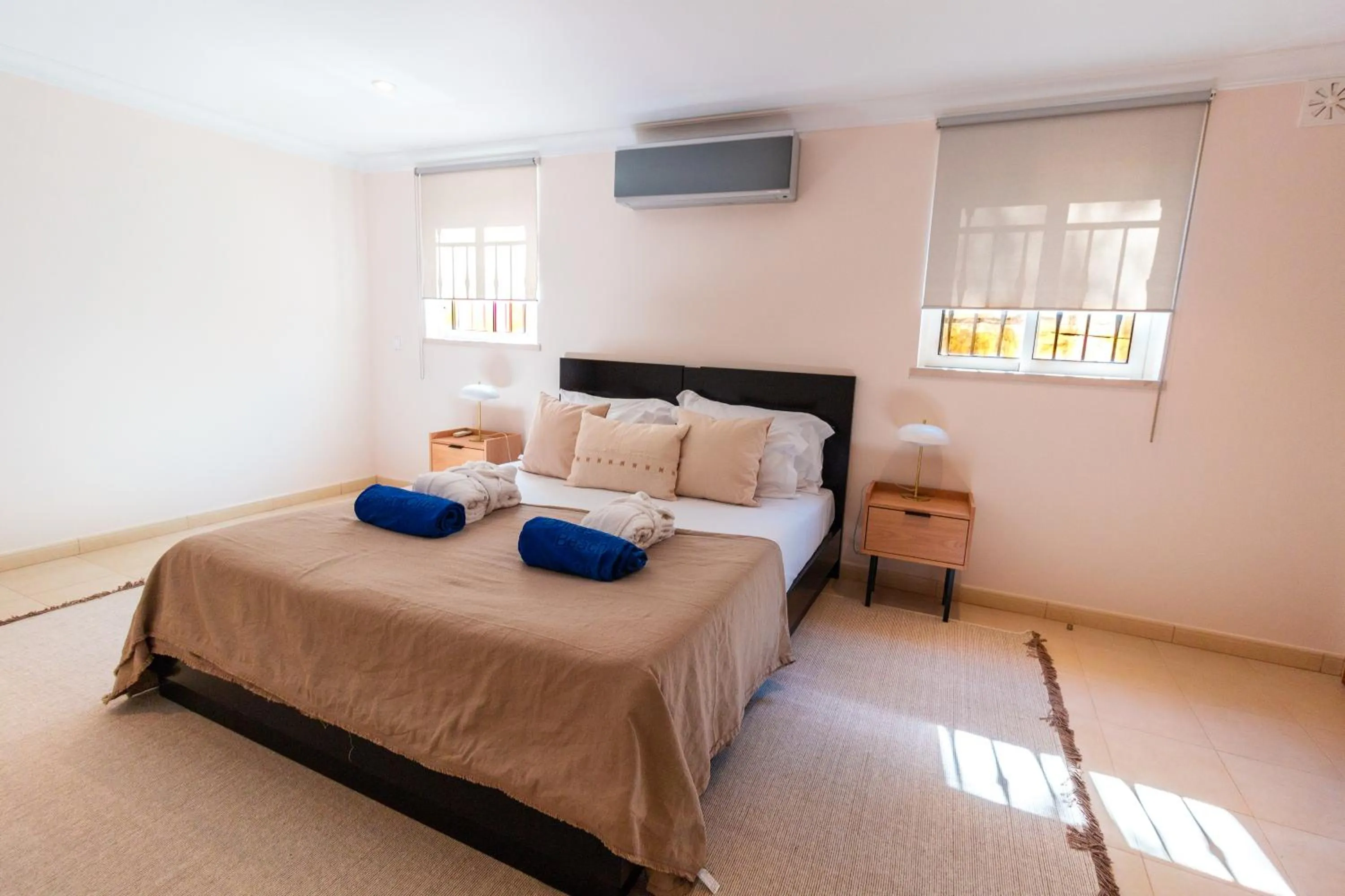 Bedroom, Bed in Dunas Douradas Beach Club