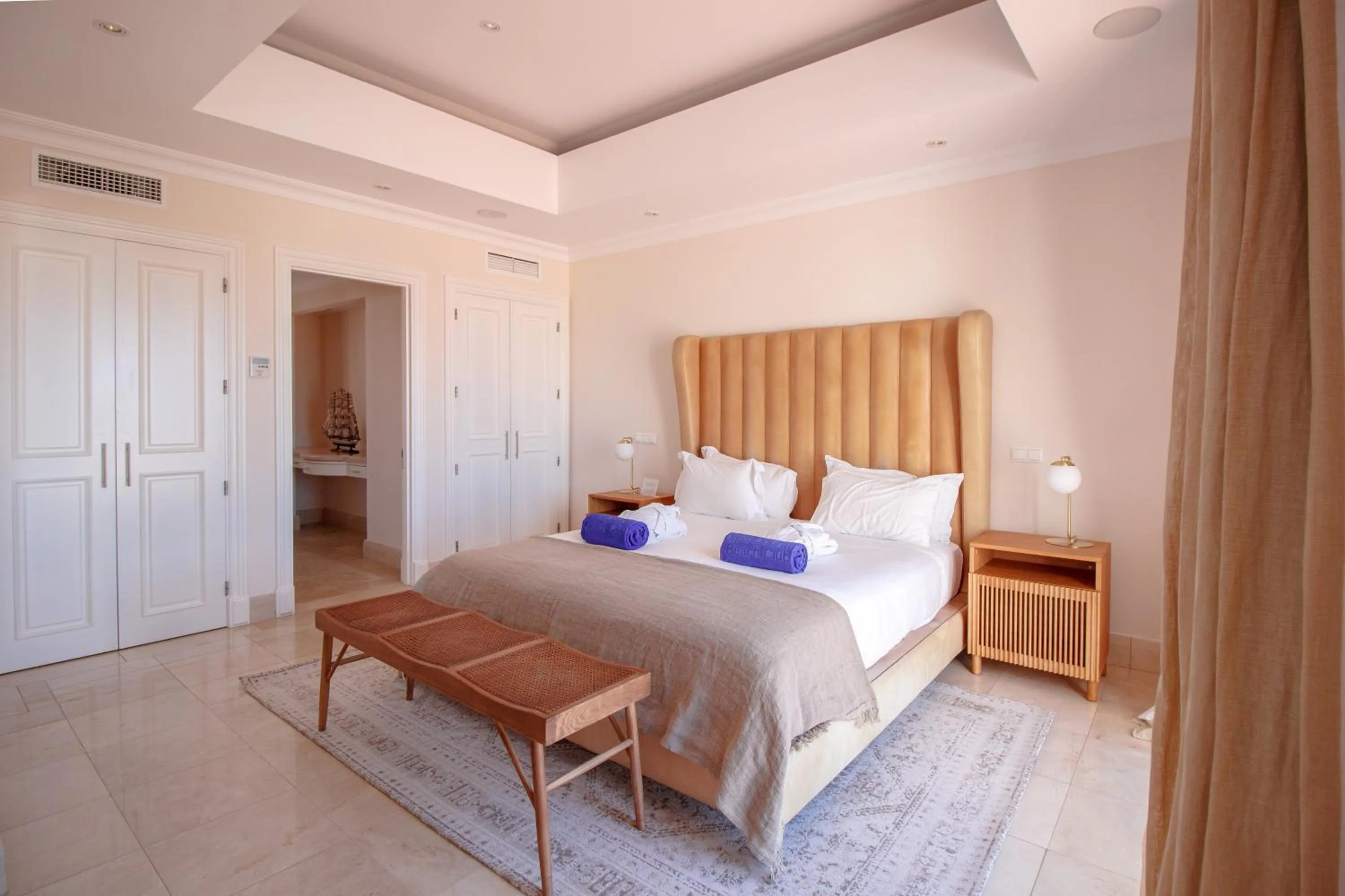 Bedroom, Bed in Dunas Douradas Beach Club