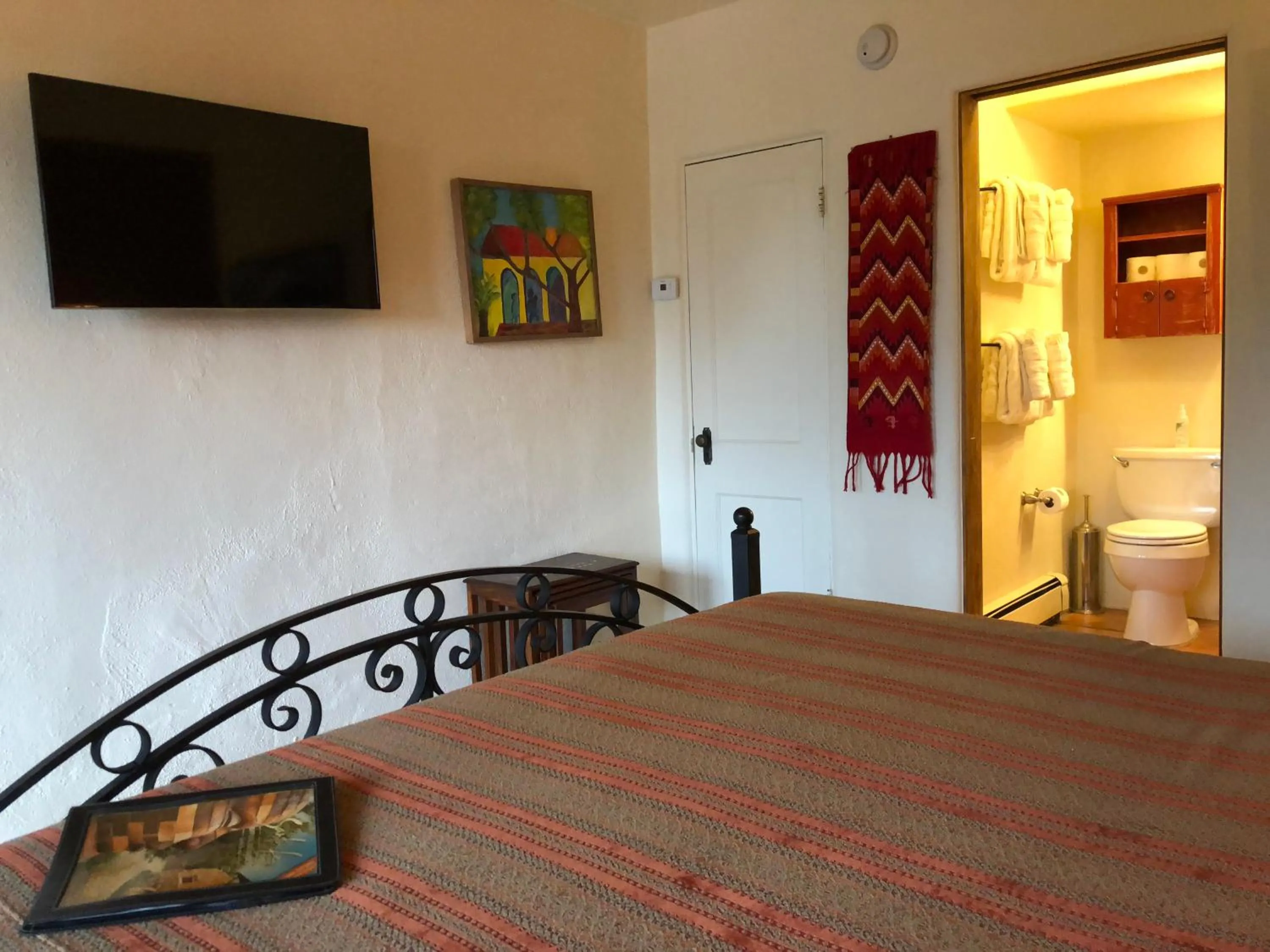 Bed in Santa Fe Bed & Breakfast