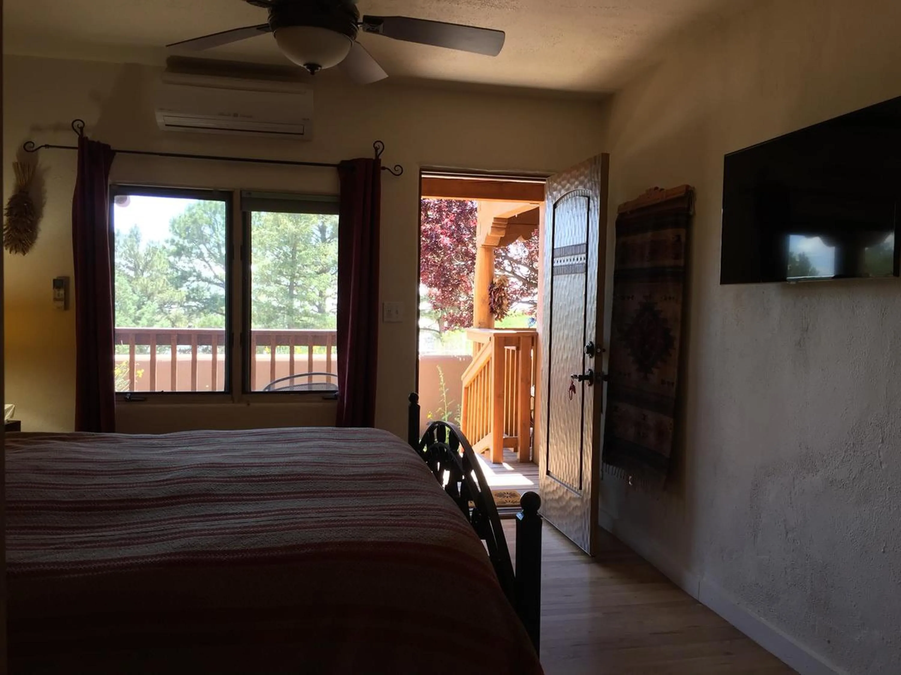 Bed in Santa Fe Bed & Breakfast