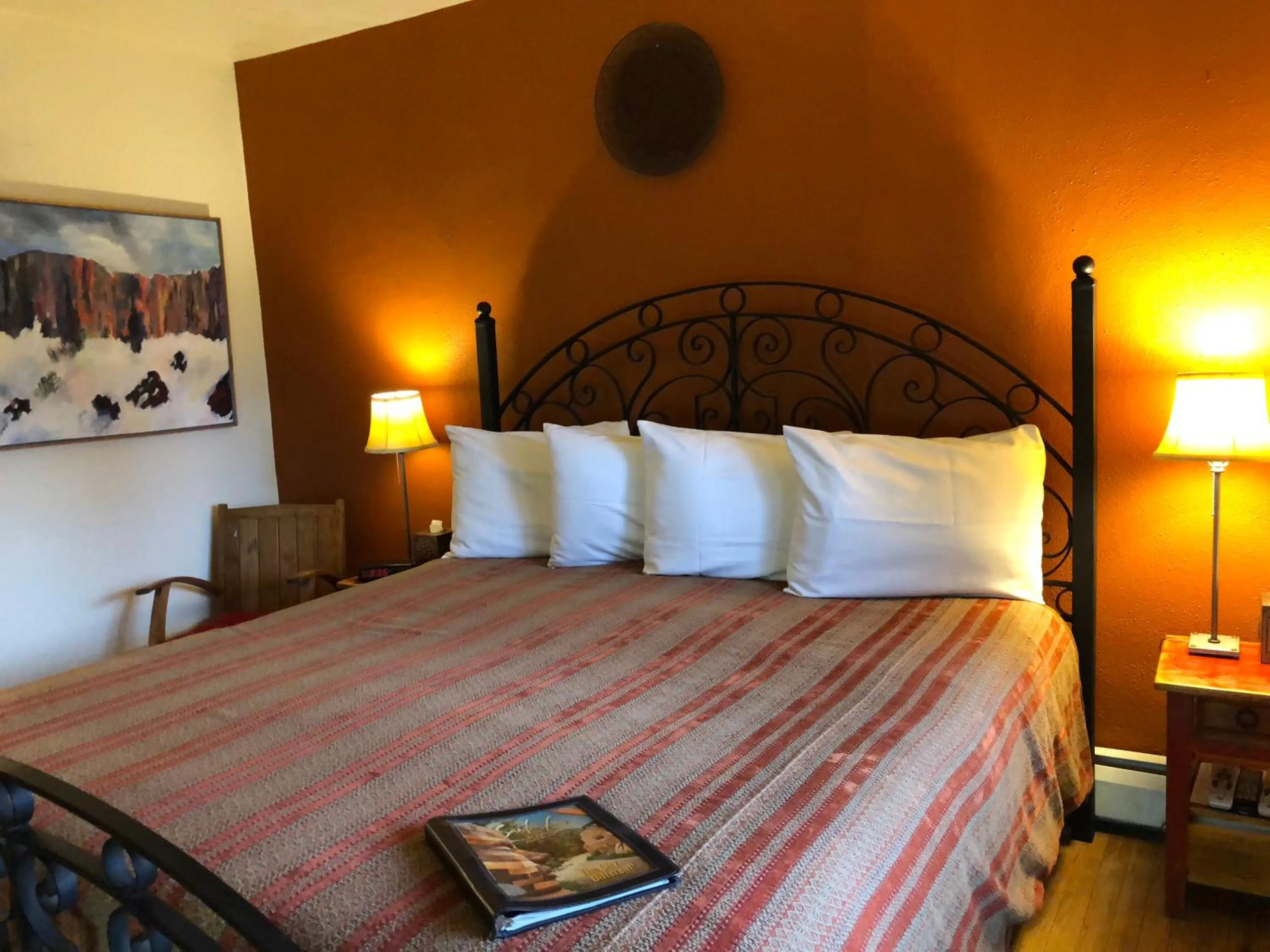 Bed in Santa Fe Bed & Breakfast