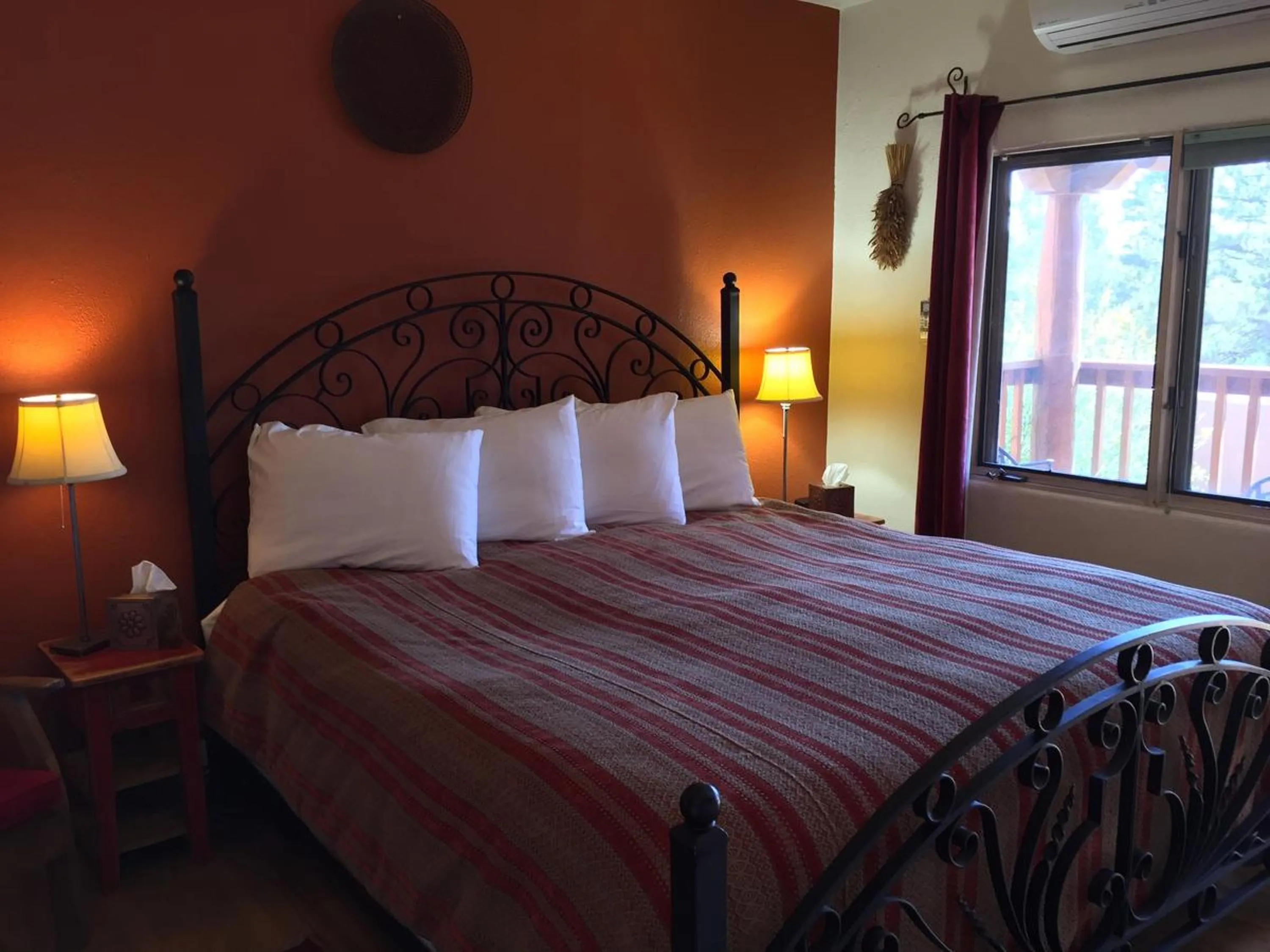 Bed in Santa Fe Bed & Breakfast