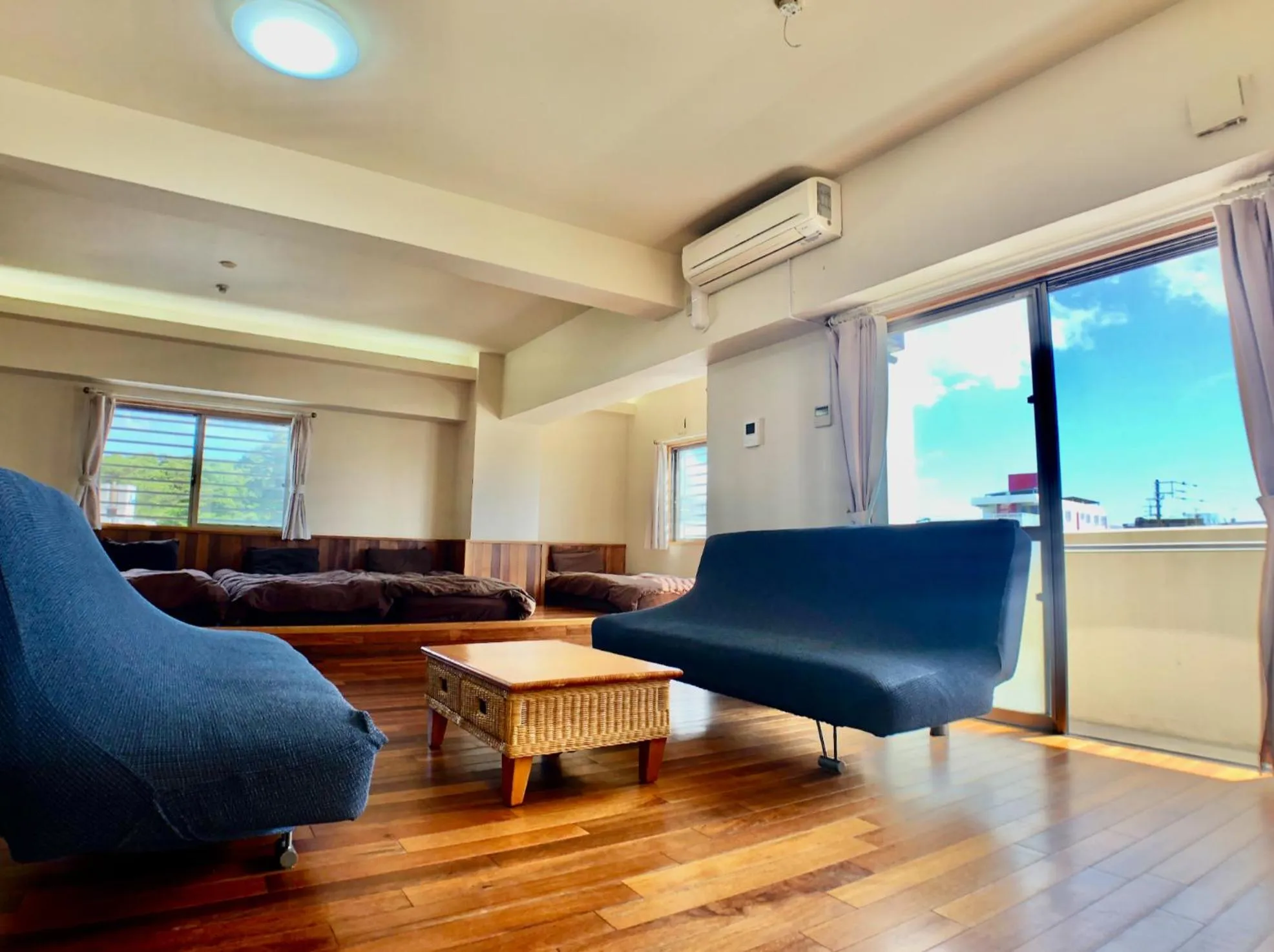 Photo of the whole room in robcondロブコンド