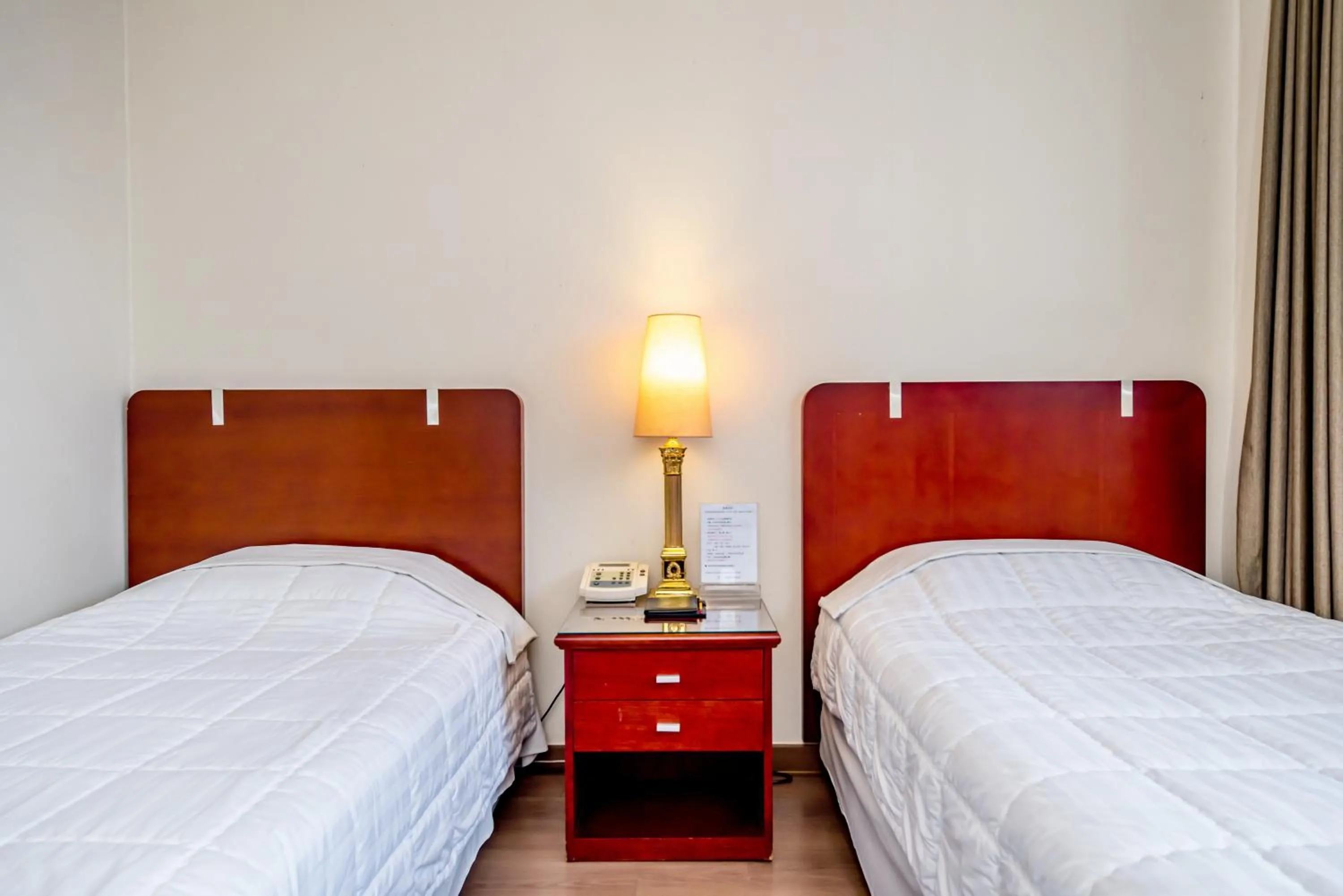 Bed in Samhaein Hotel