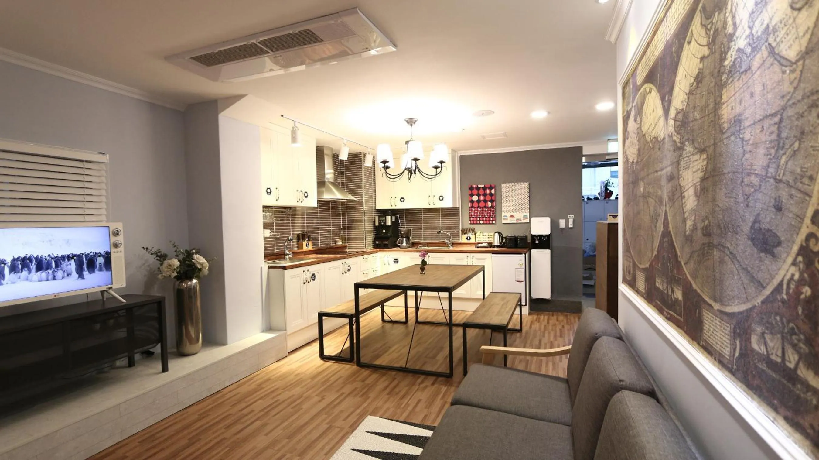 Living room in Blue Boat Hostel Myeongdong