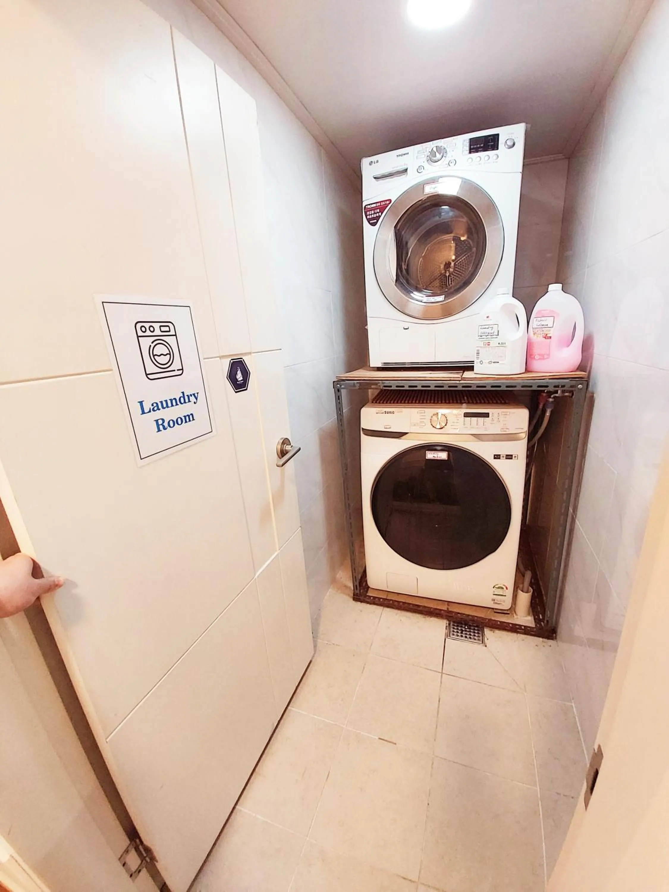 washing machine in Blue Boat Hostel Myeongdong