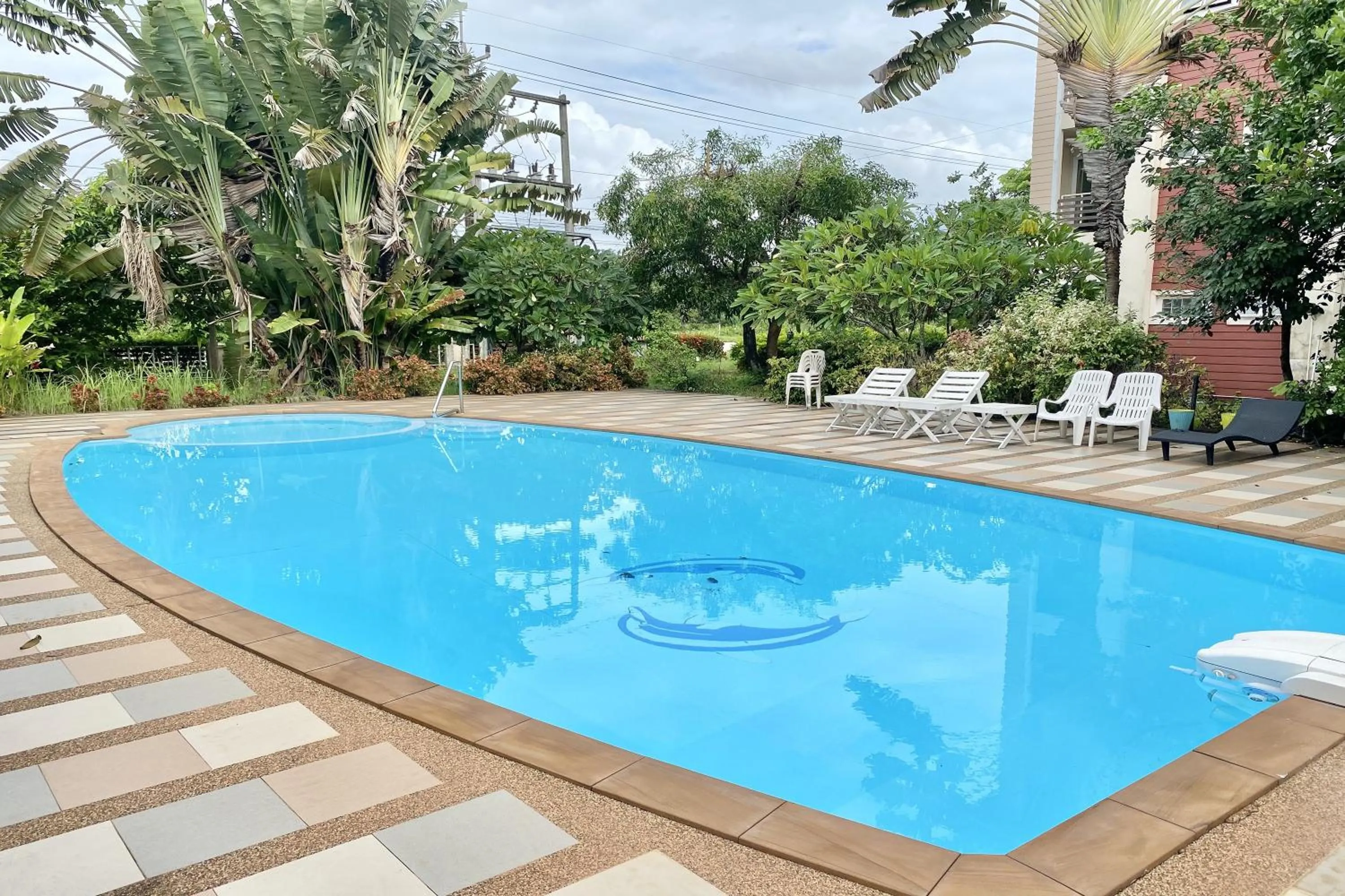 Swimming pool in New Place Resort