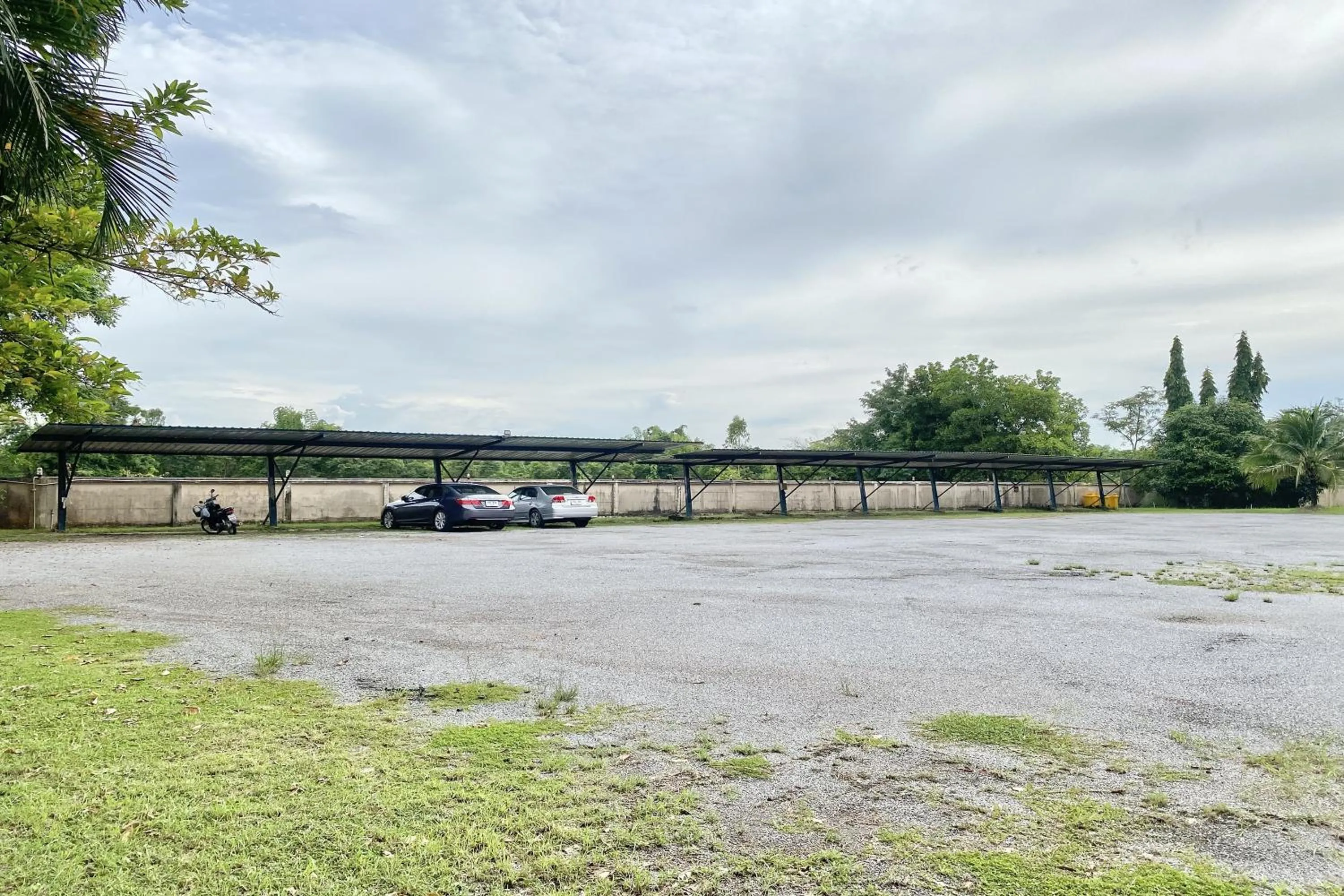 Parking in New Place Resort