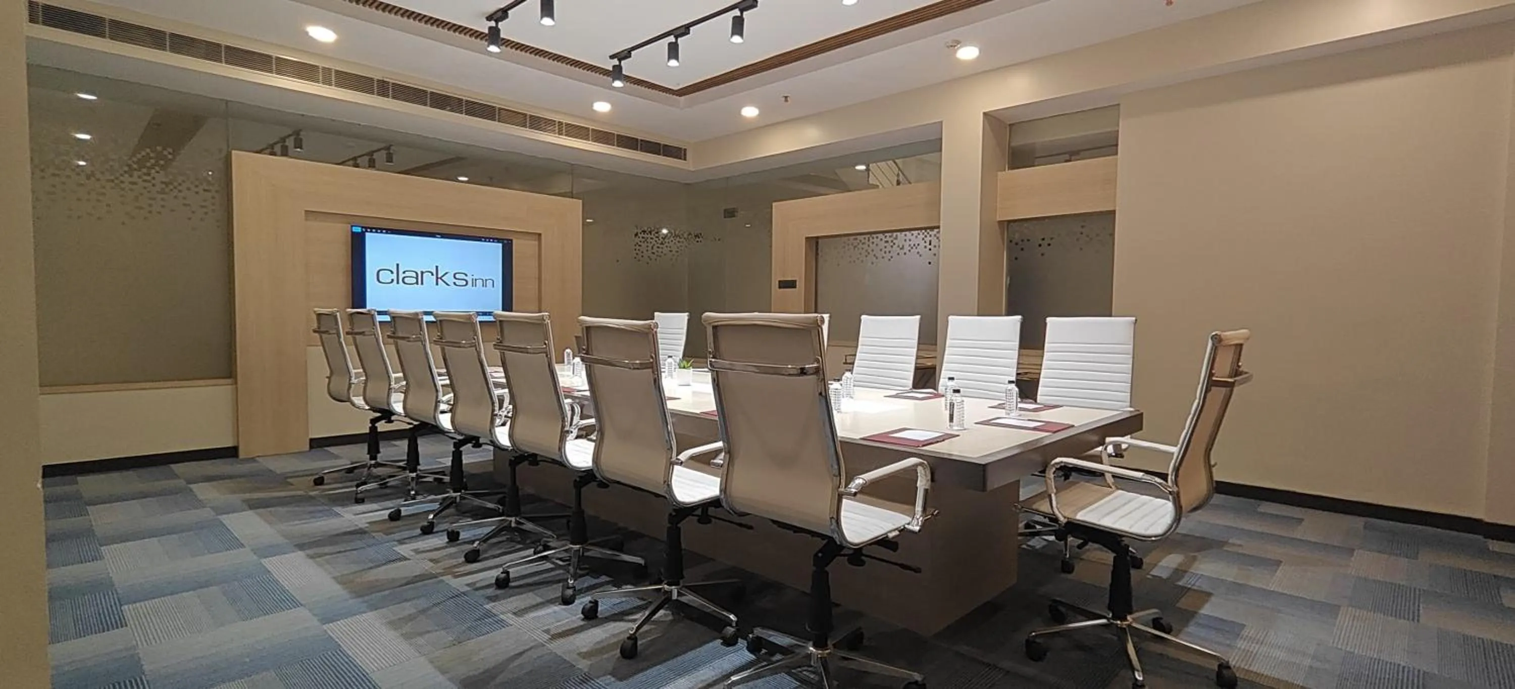 Sapna Clarks Inn Lucknow