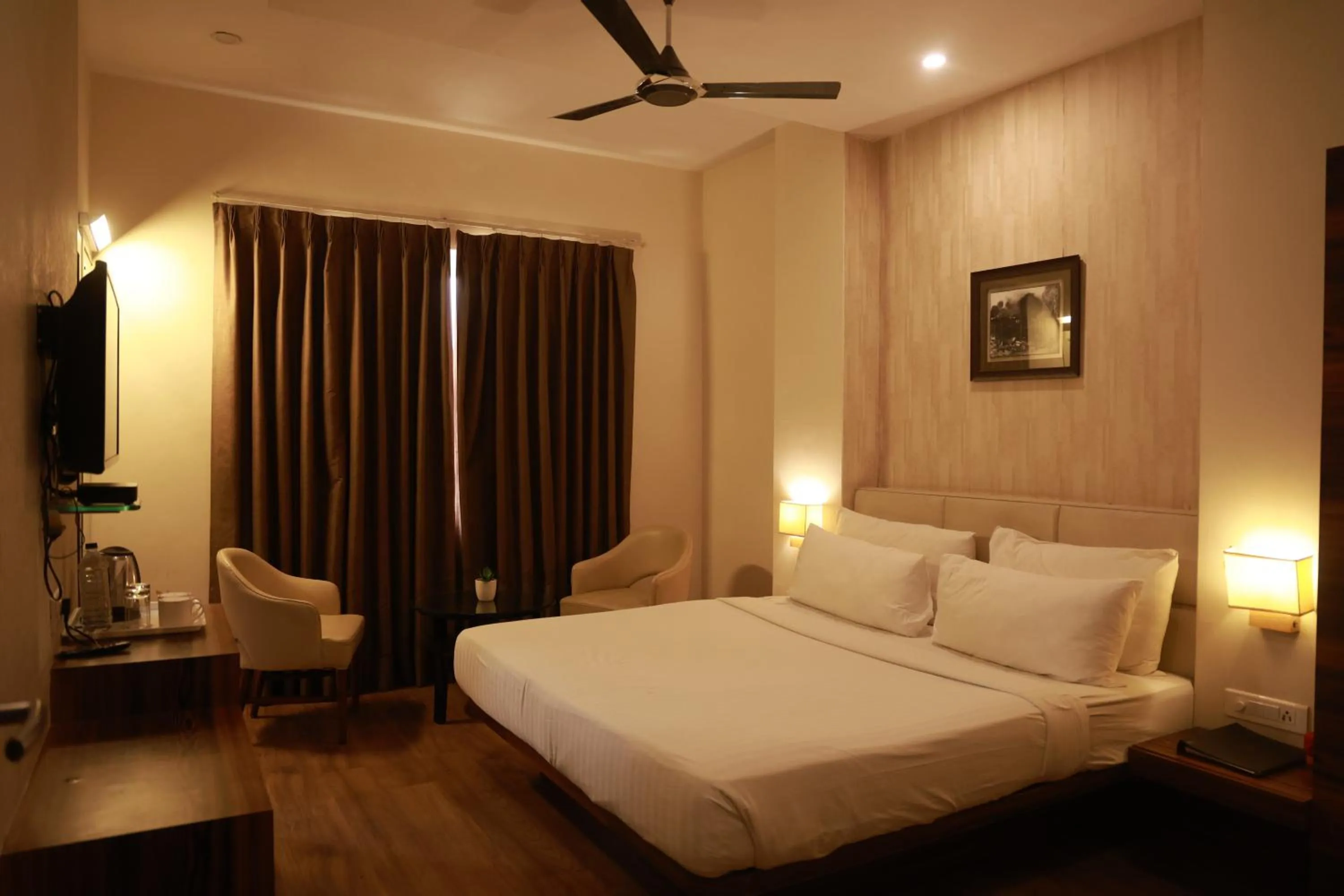 Bed in Sapna Clarks Inn Lucknow