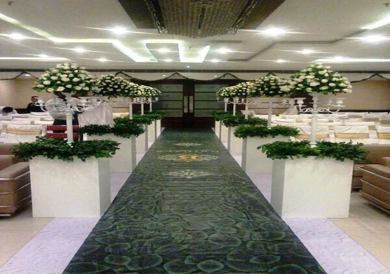 Banquet/Function facilities in Sapna Clarks Inn Lucknow