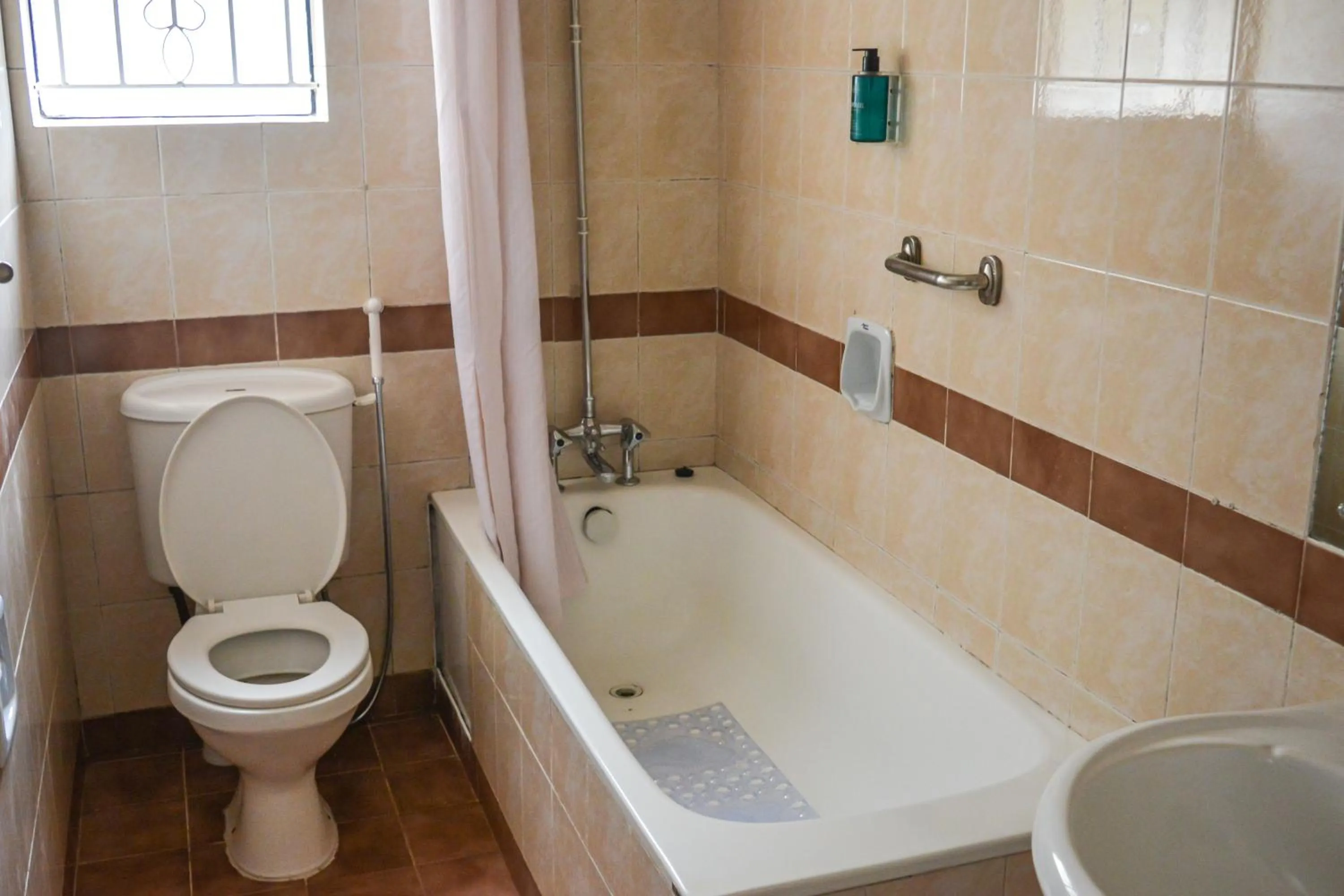 Bathroom in Brickwood Apartments