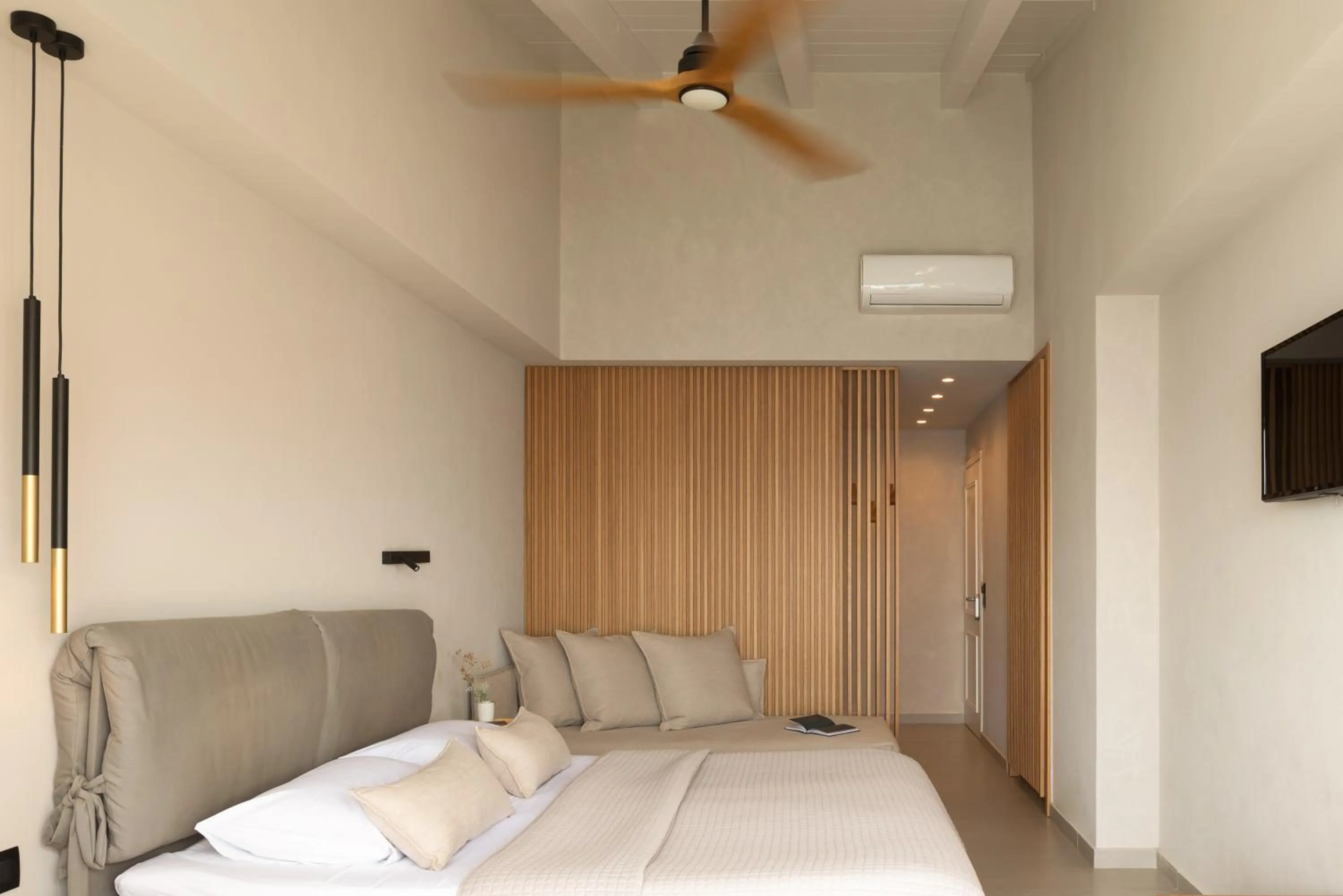 Photo of the whole room, Bed in Palazzo Greco