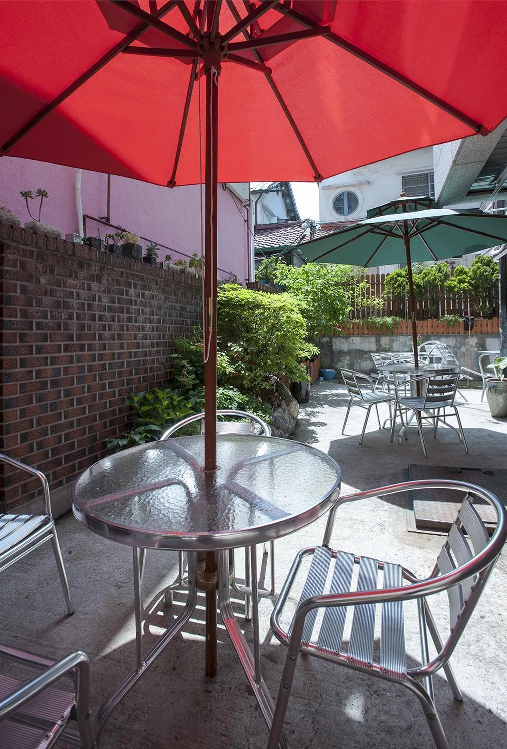 Patio in Myeongdong Ecohouse