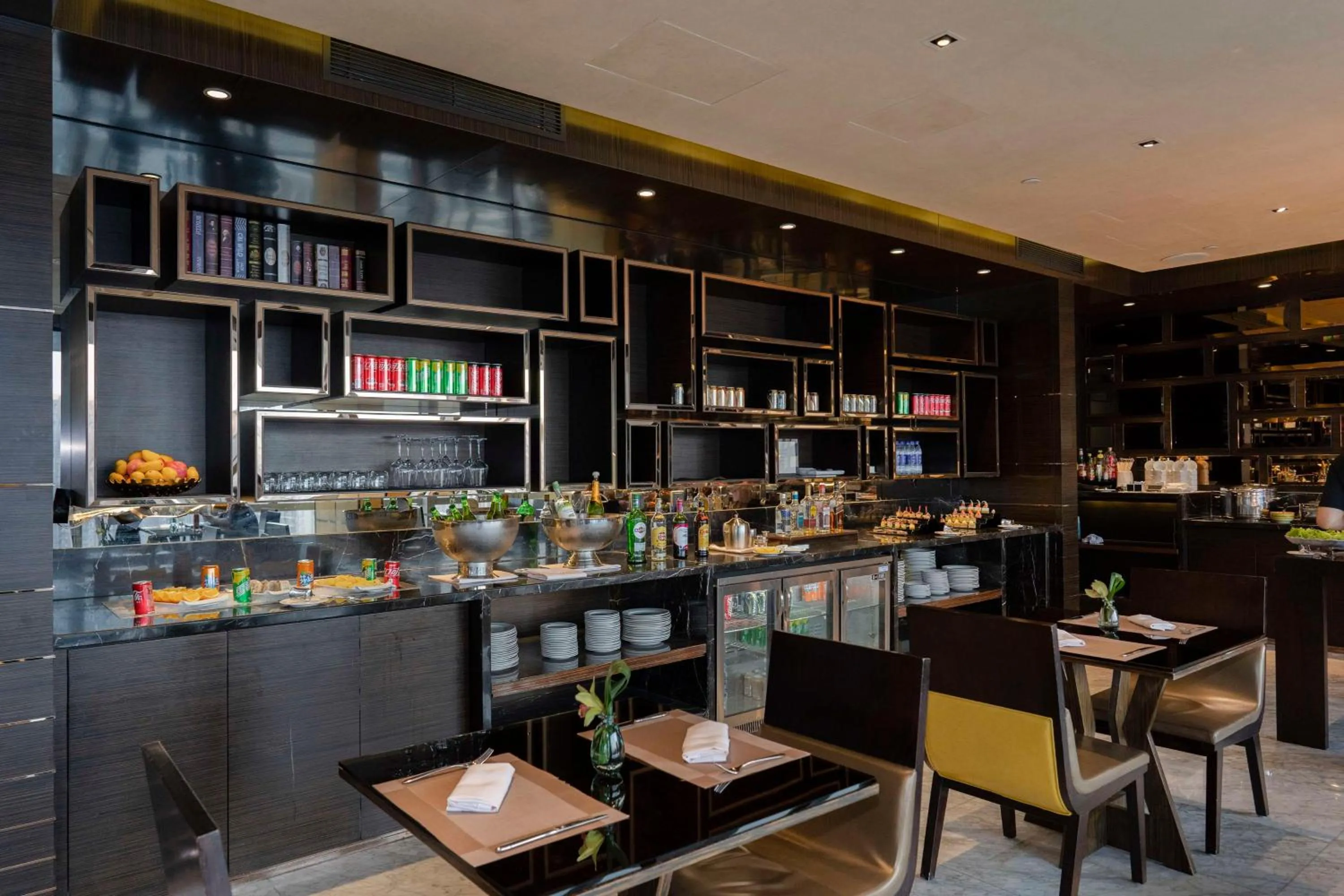 Living room in Hilton Shenzhen Futian, Metro Station at Hotel Front Door, Close to Futian Convention & Exhibition Center