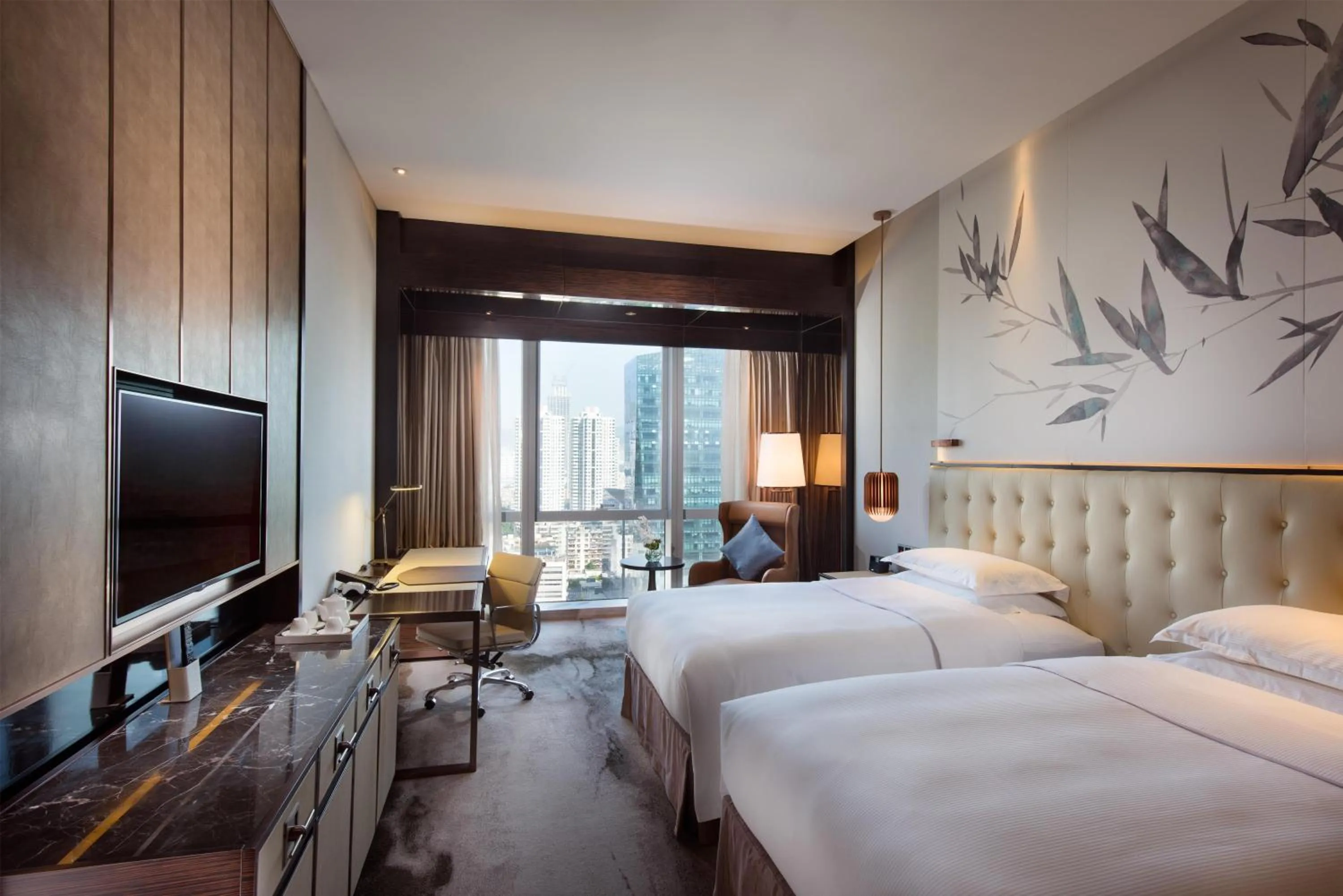 Bed in Hilton Shenzhen Futian