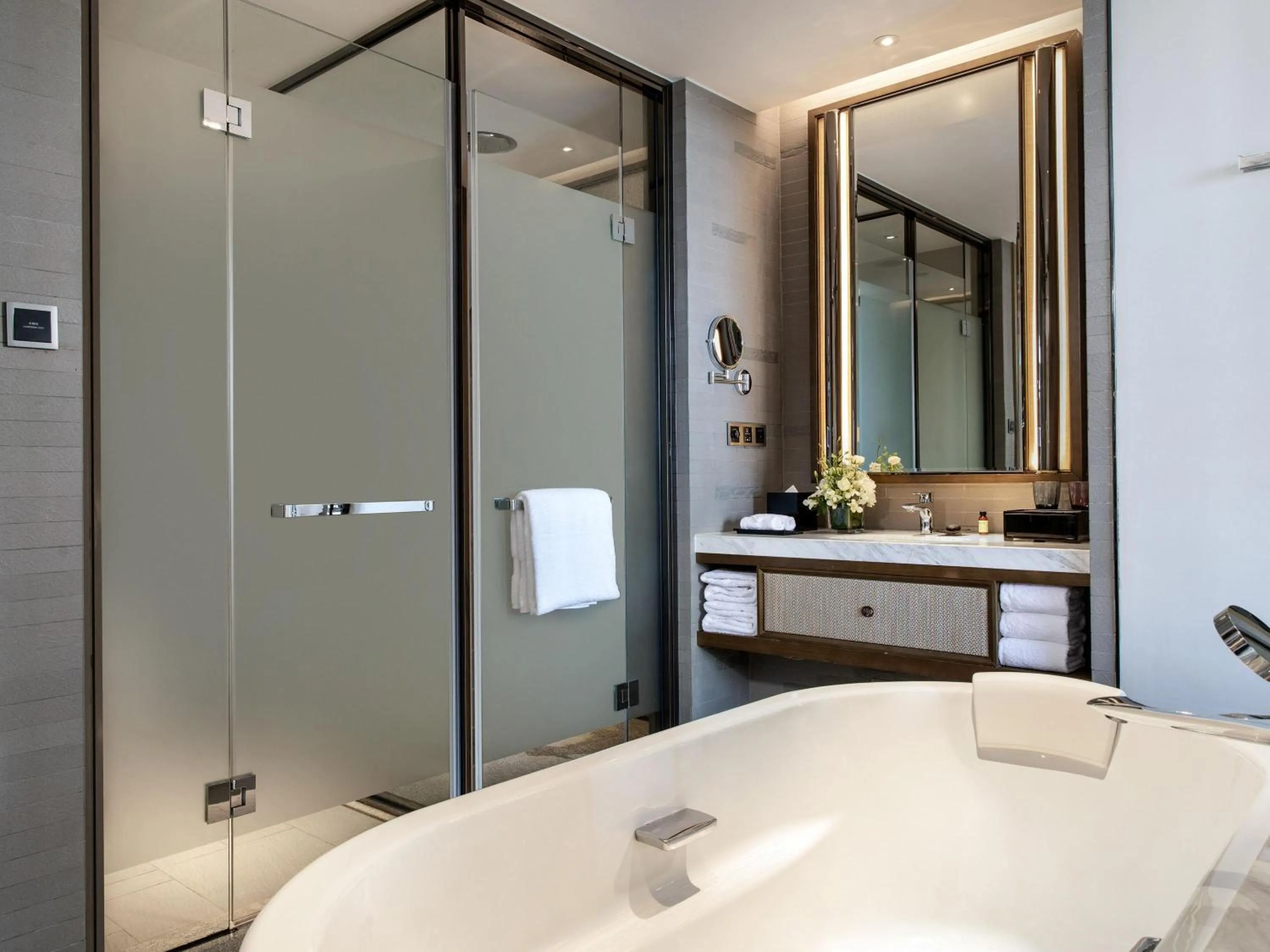 Bedroom in Pullman Resort Xishuangbanna