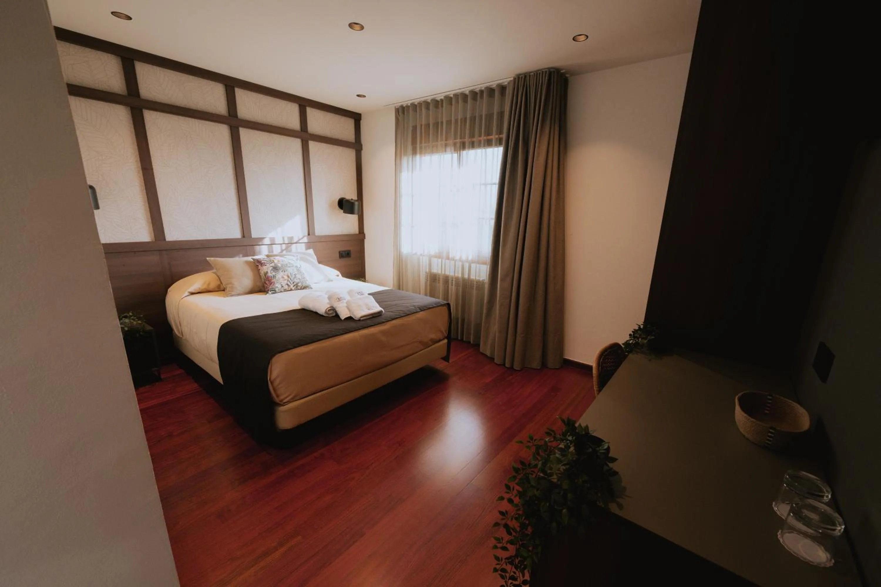 Superior Queen Room in Hotel Playa la Ñora by gaiarooms