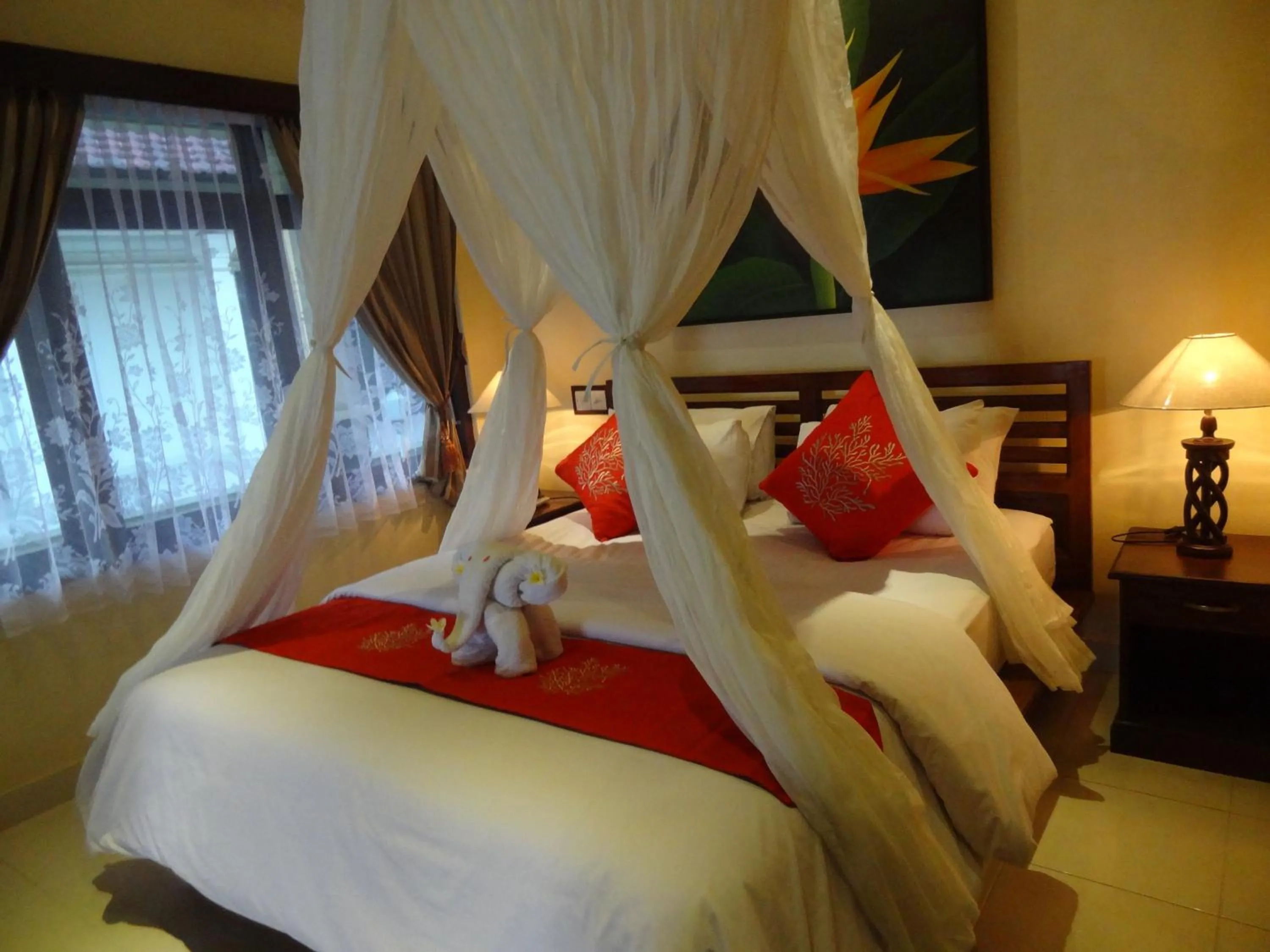 Bed in Segara Wangi Beach Cottages