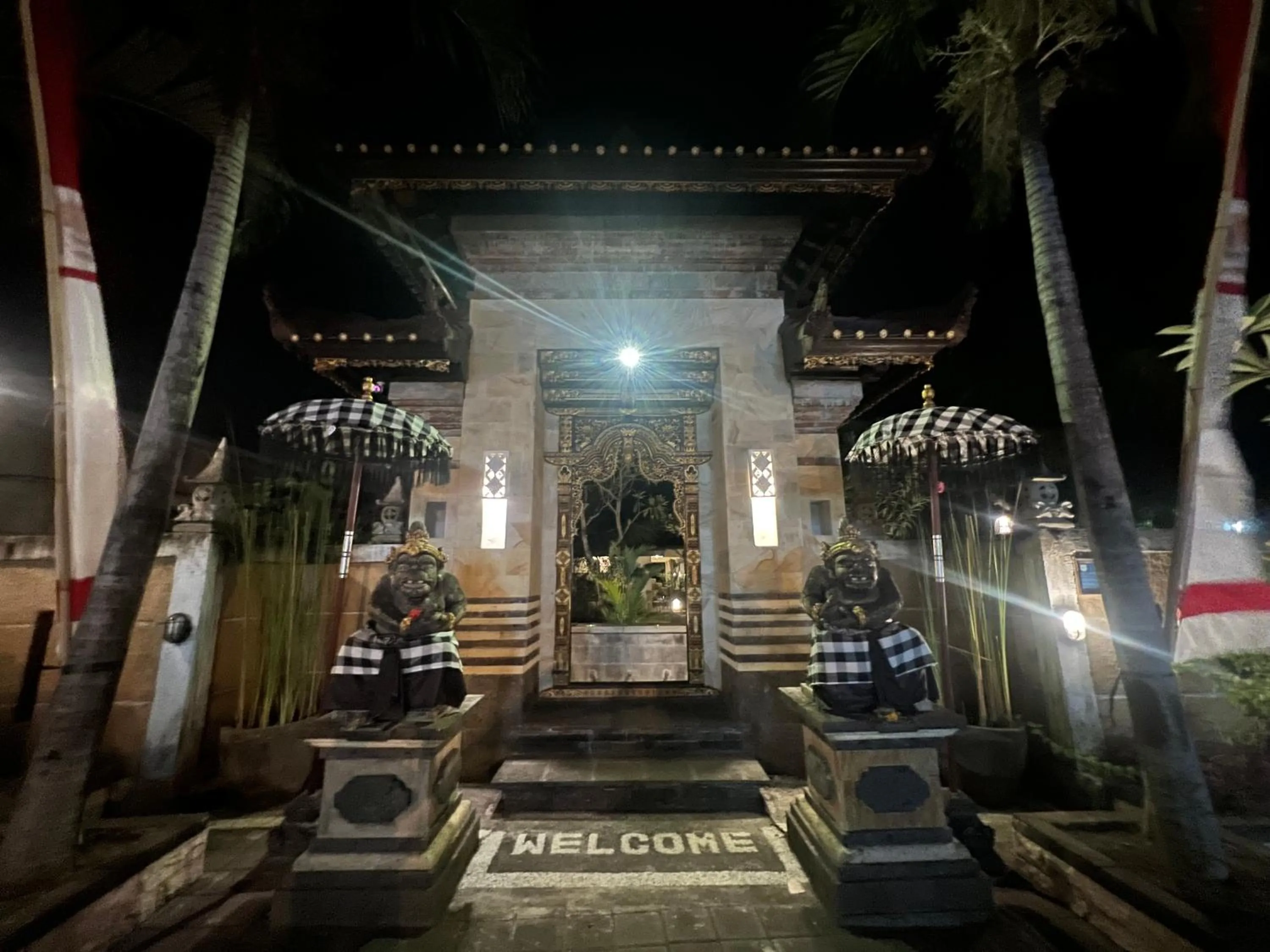 Night in Segara Wangi Beach Cottages