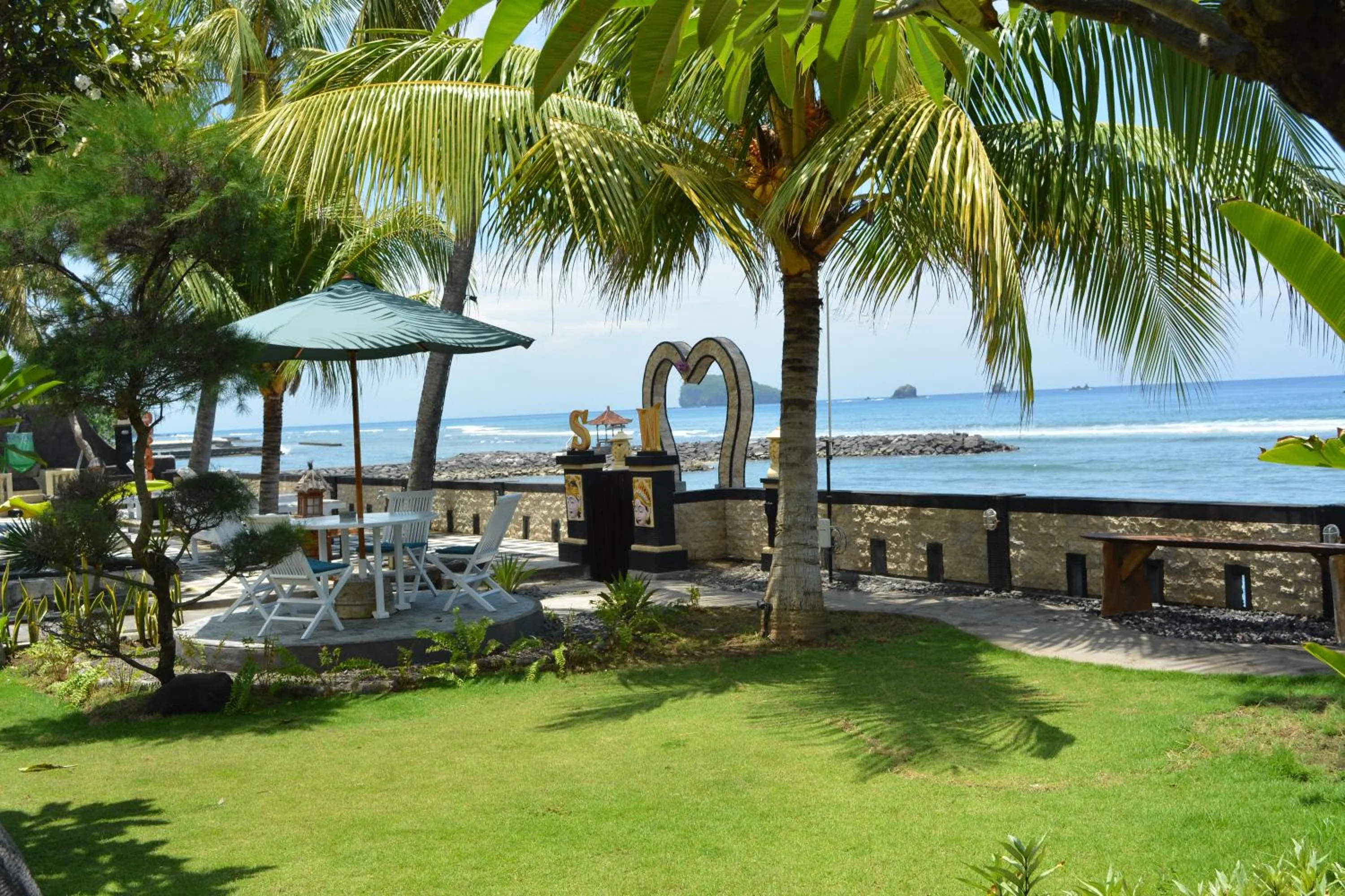 Property building in Segara Wangi Beach Cottages