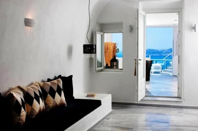 Photo of the whole room in Asteras Villas