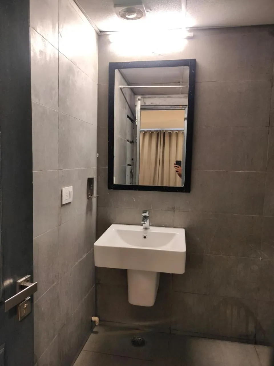 Bathroom in SwagStay Hotel Century, Nagpur