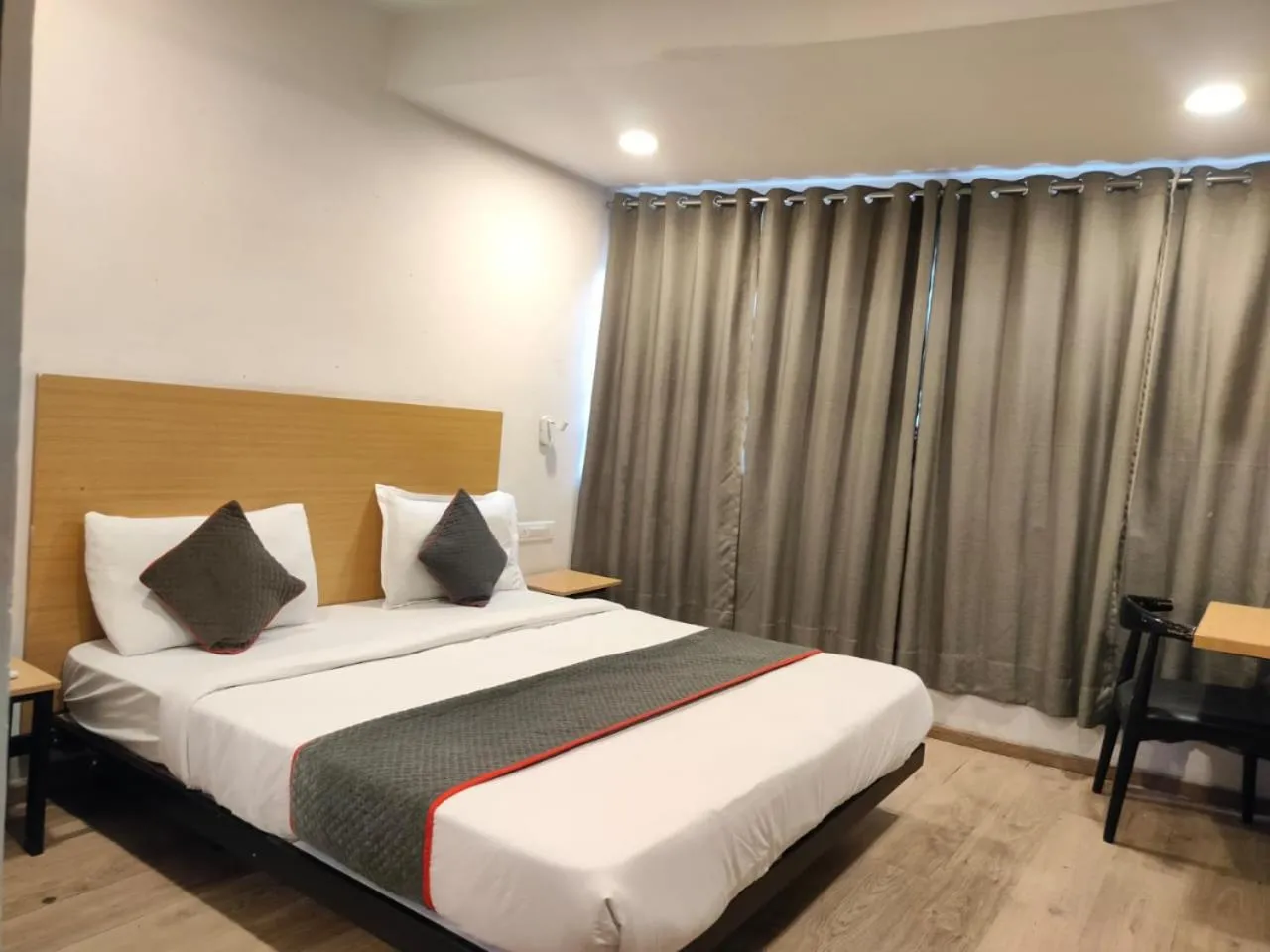Photo of the whole room, Bed in SwagStay Hotel Century, Nagpur