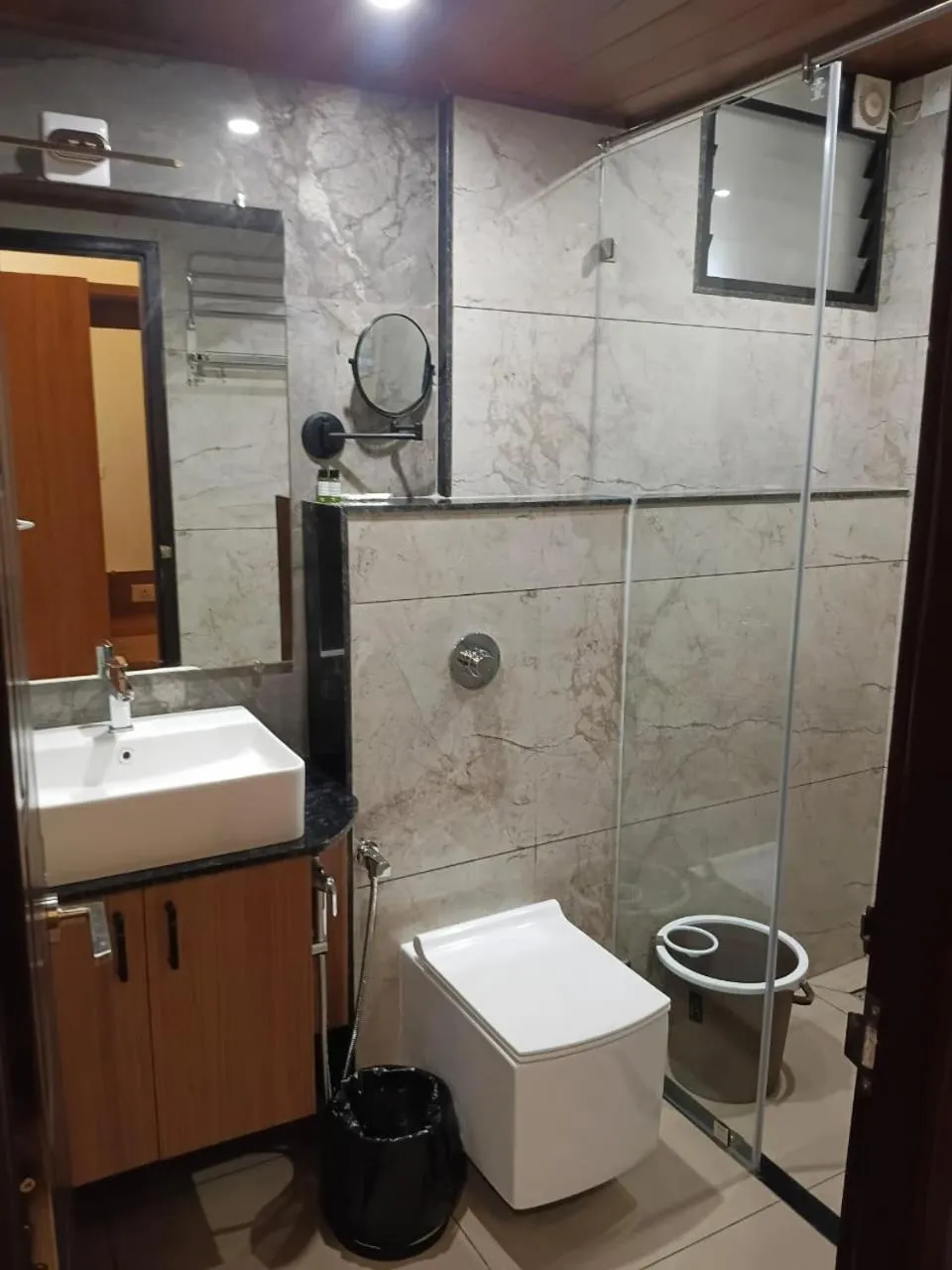 Shower in Hotel Coastal Palace