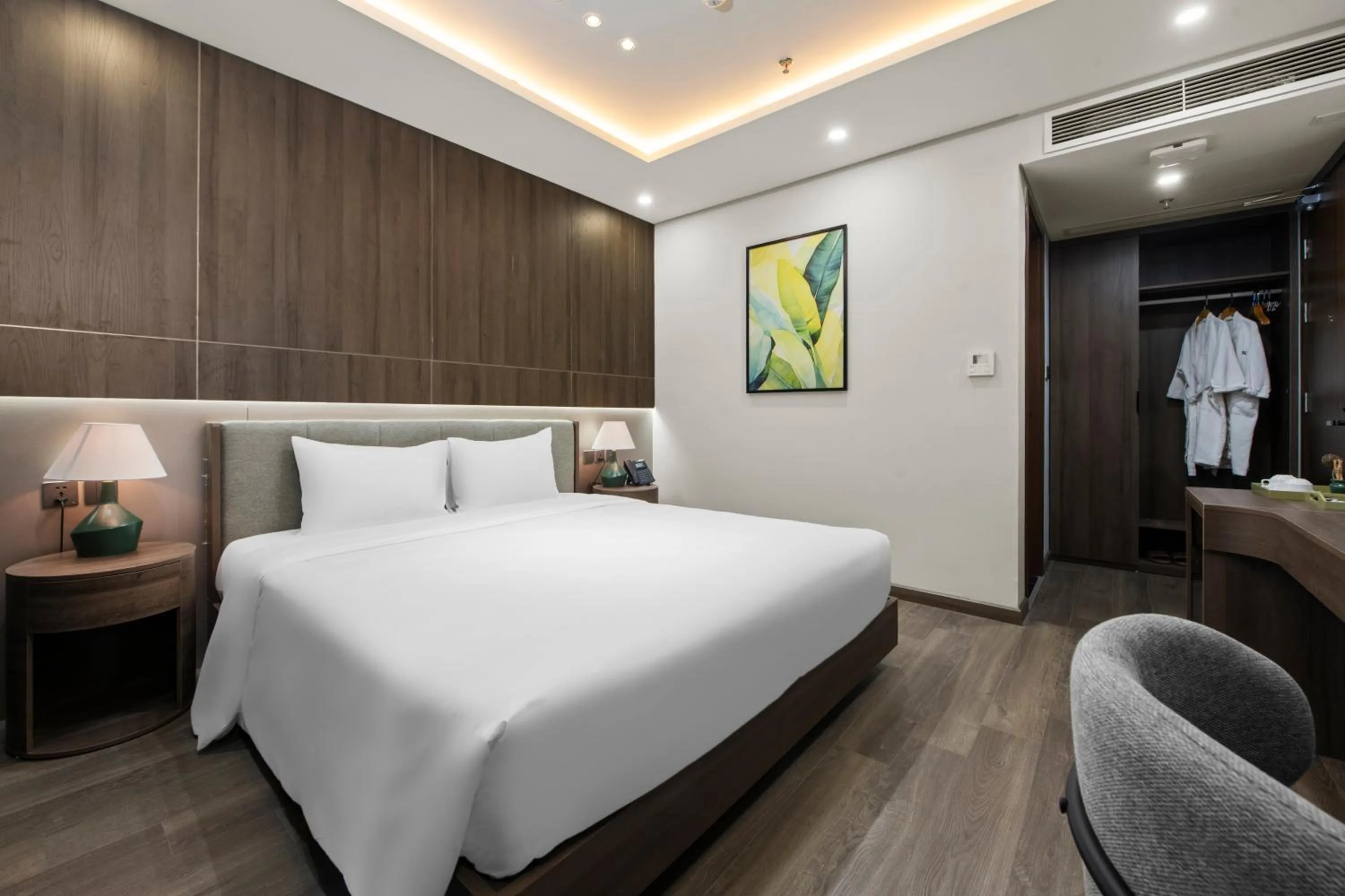 Bed in Nature Hotel - Lac Long Quan