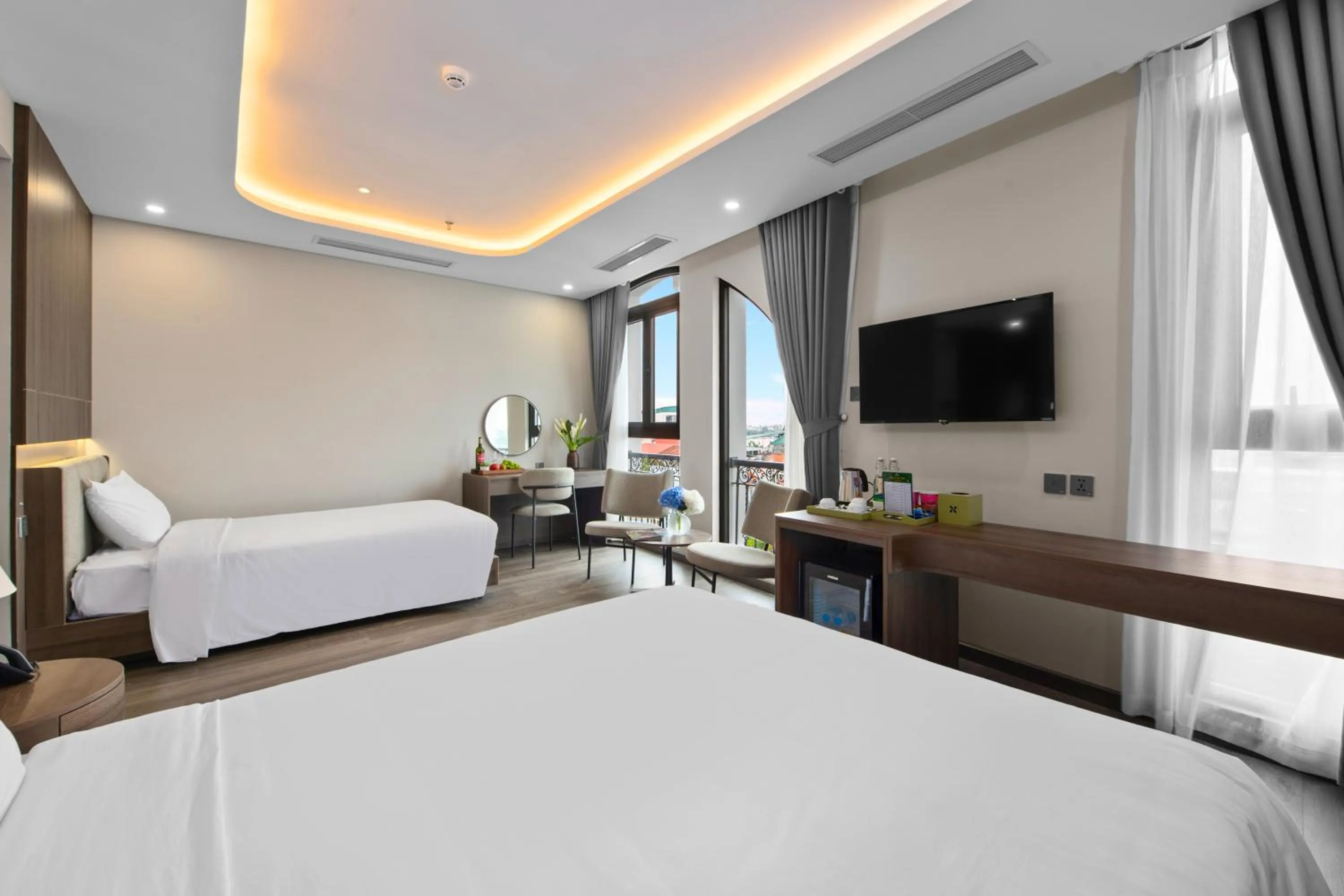 Bed in Nature Hotel - Lac Long Quan