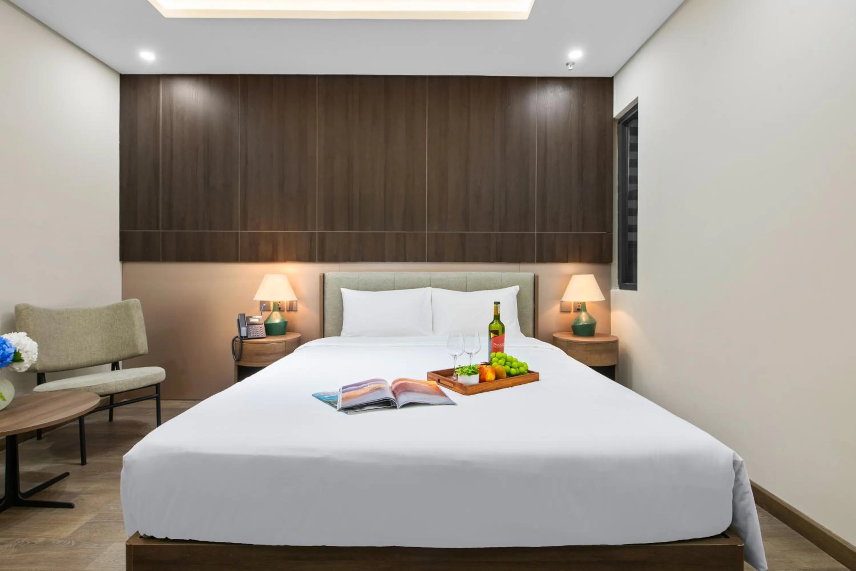 Bed in Nature Hotel - Lac Long Quan