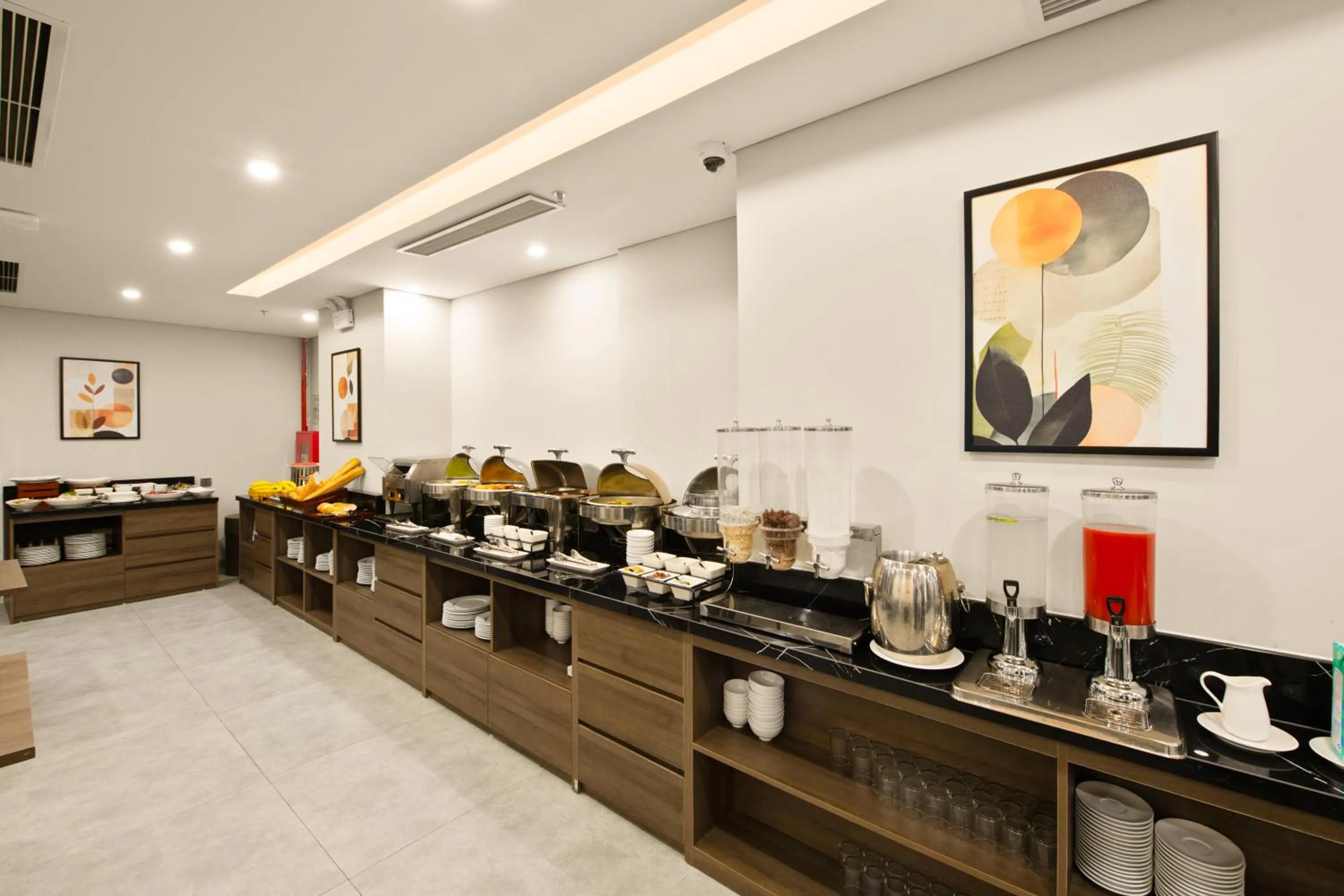 Restaurant/places to eat in Nature Hotel - Lac Long Quan