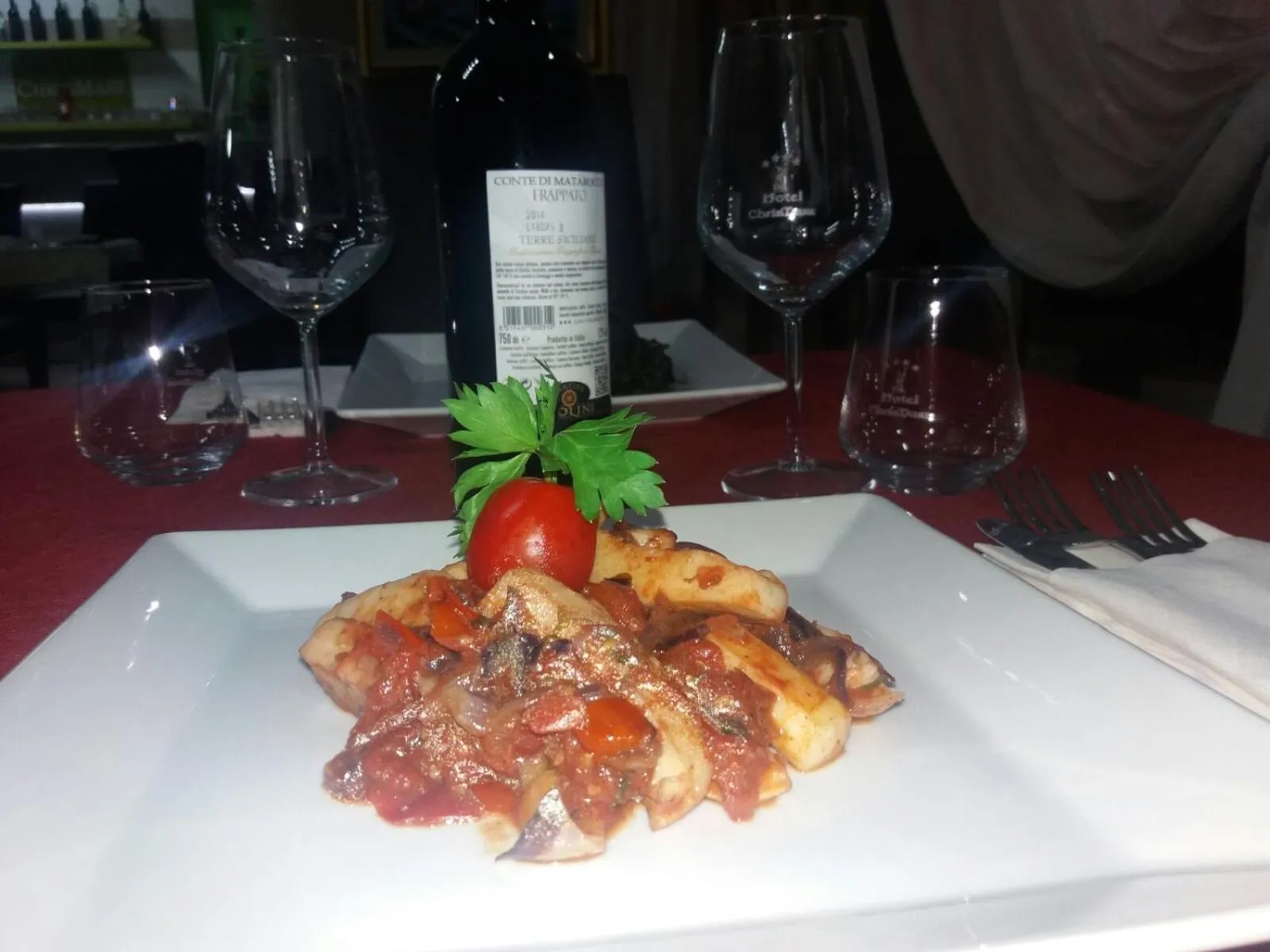 Restaurant/places to eat in ChrisMare Hotel