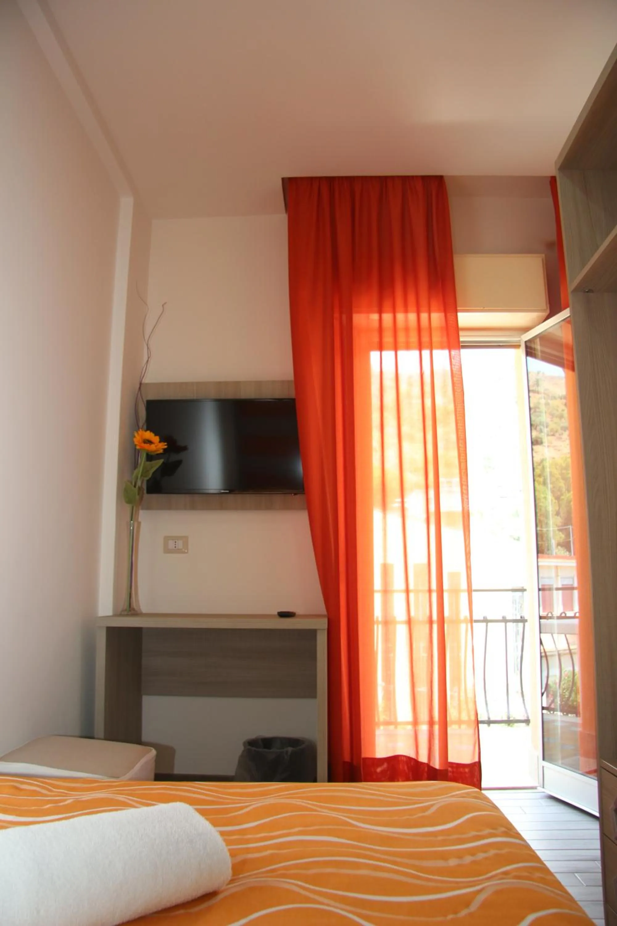 Day, Bed in ChrisMare Hotel