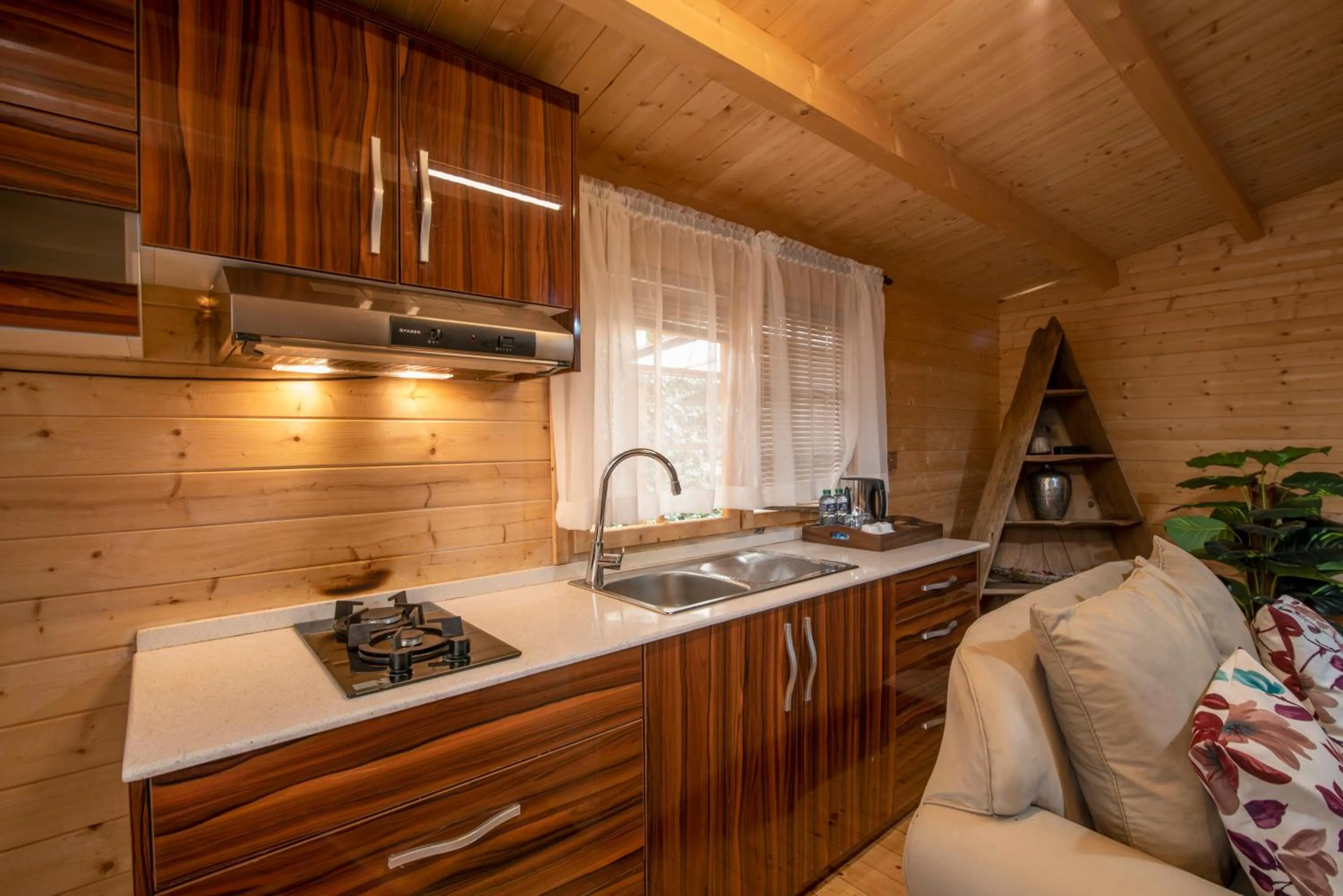 Kitchen or kitchenette in Fair Acres Boutique Hotel Karen