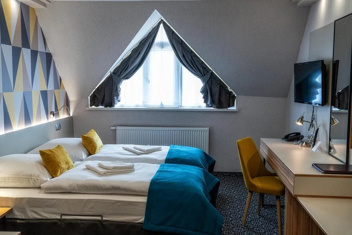 Photo of the whole room, Bed in Hotel Stok