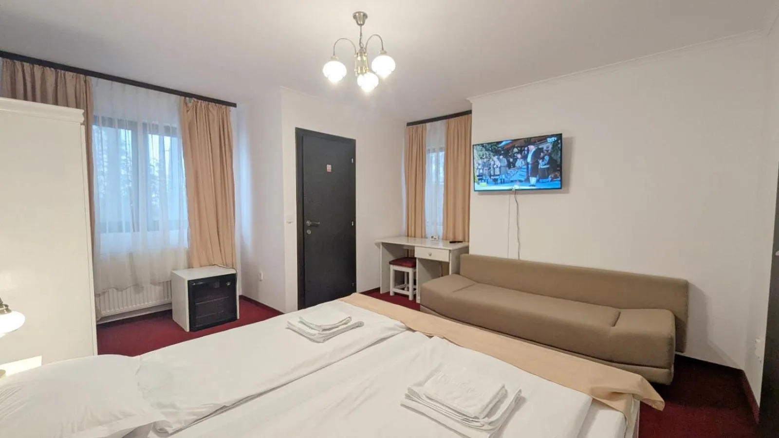 Bed in Complex Parc Pini Moinesti