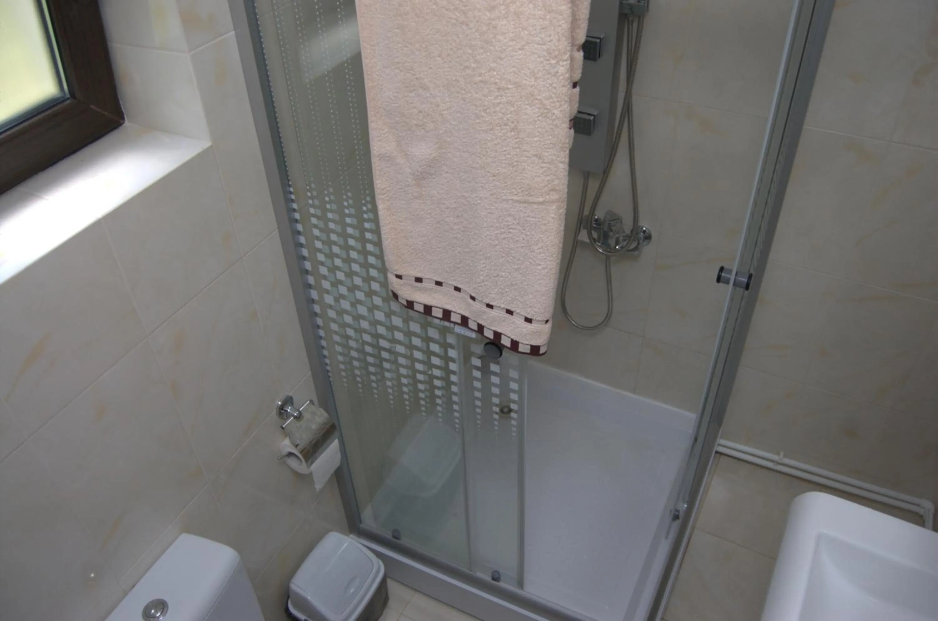 Complex Parc Pini Moinesti