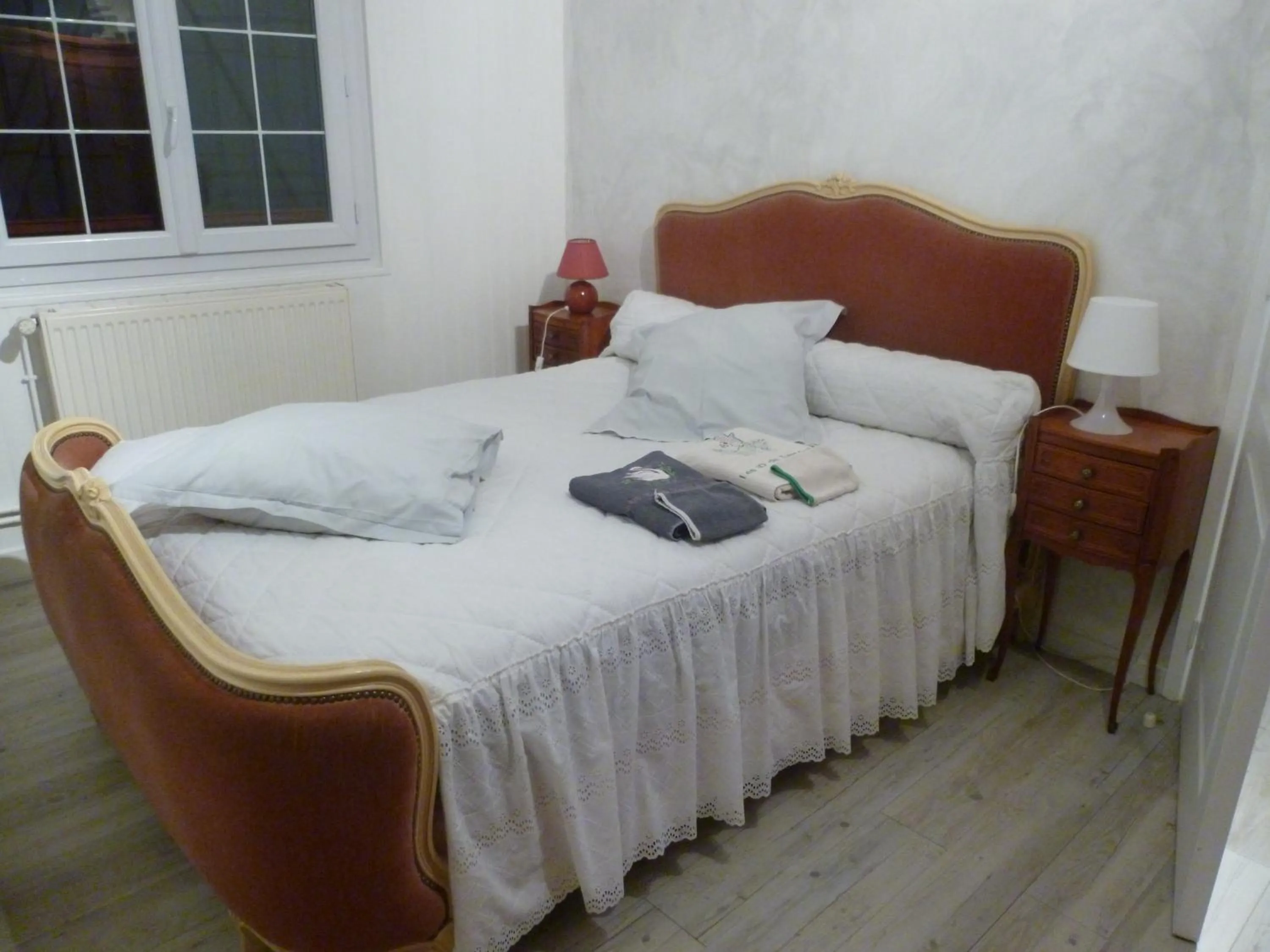 Bedroom, Bed in Les ID de Saint Emilion