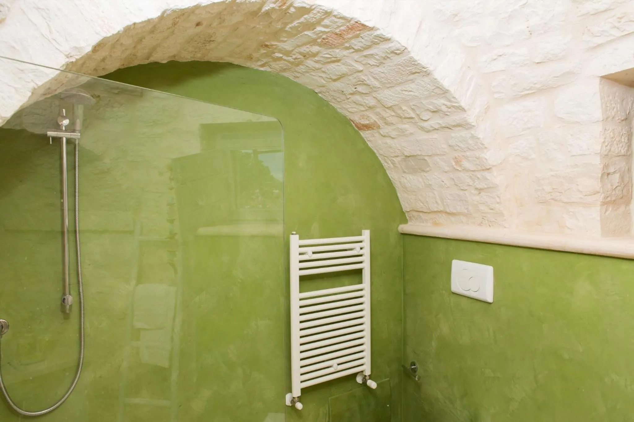 Shower in Le Dieci Porte