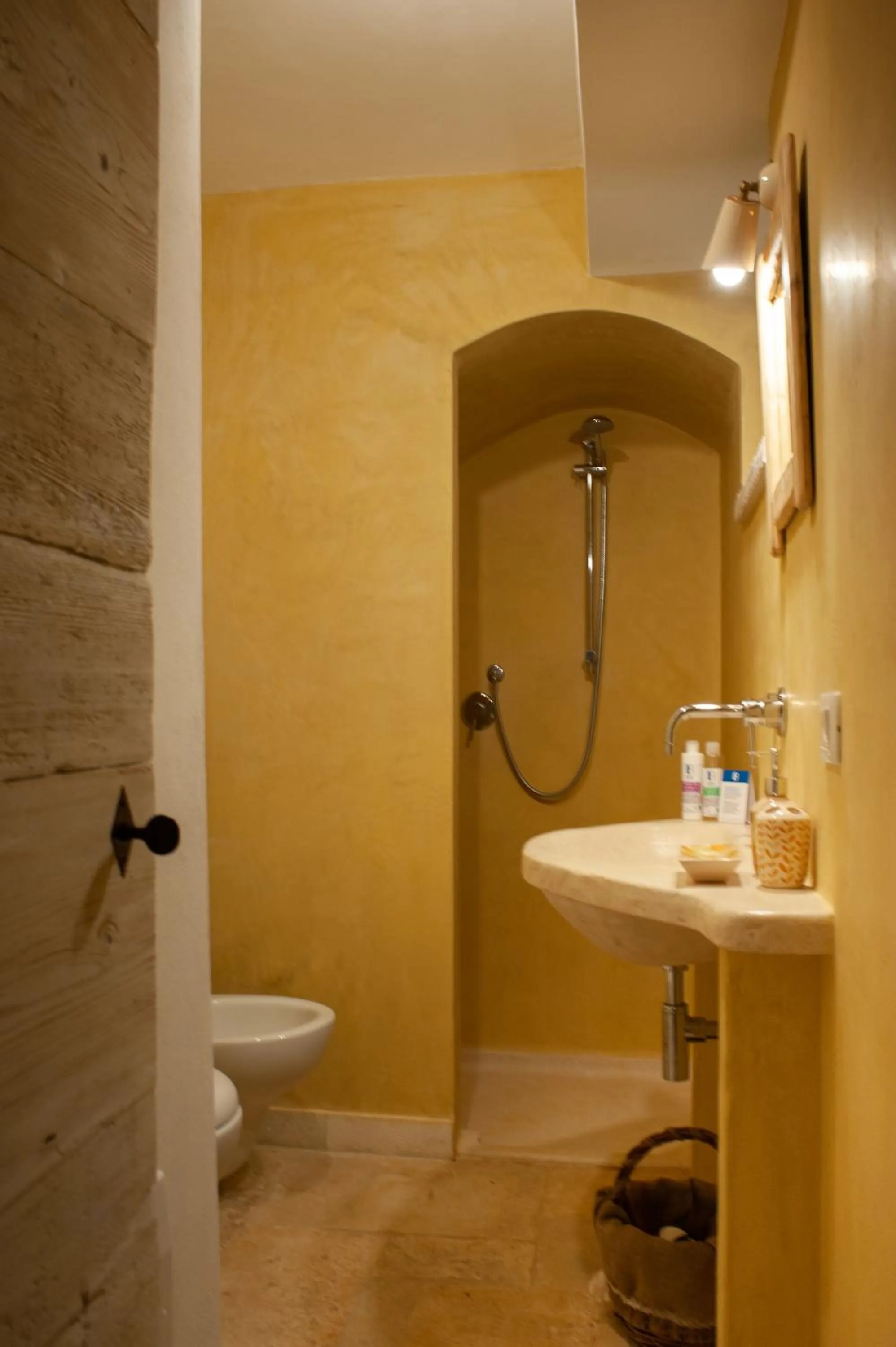 Shower in Le Dieci Porte