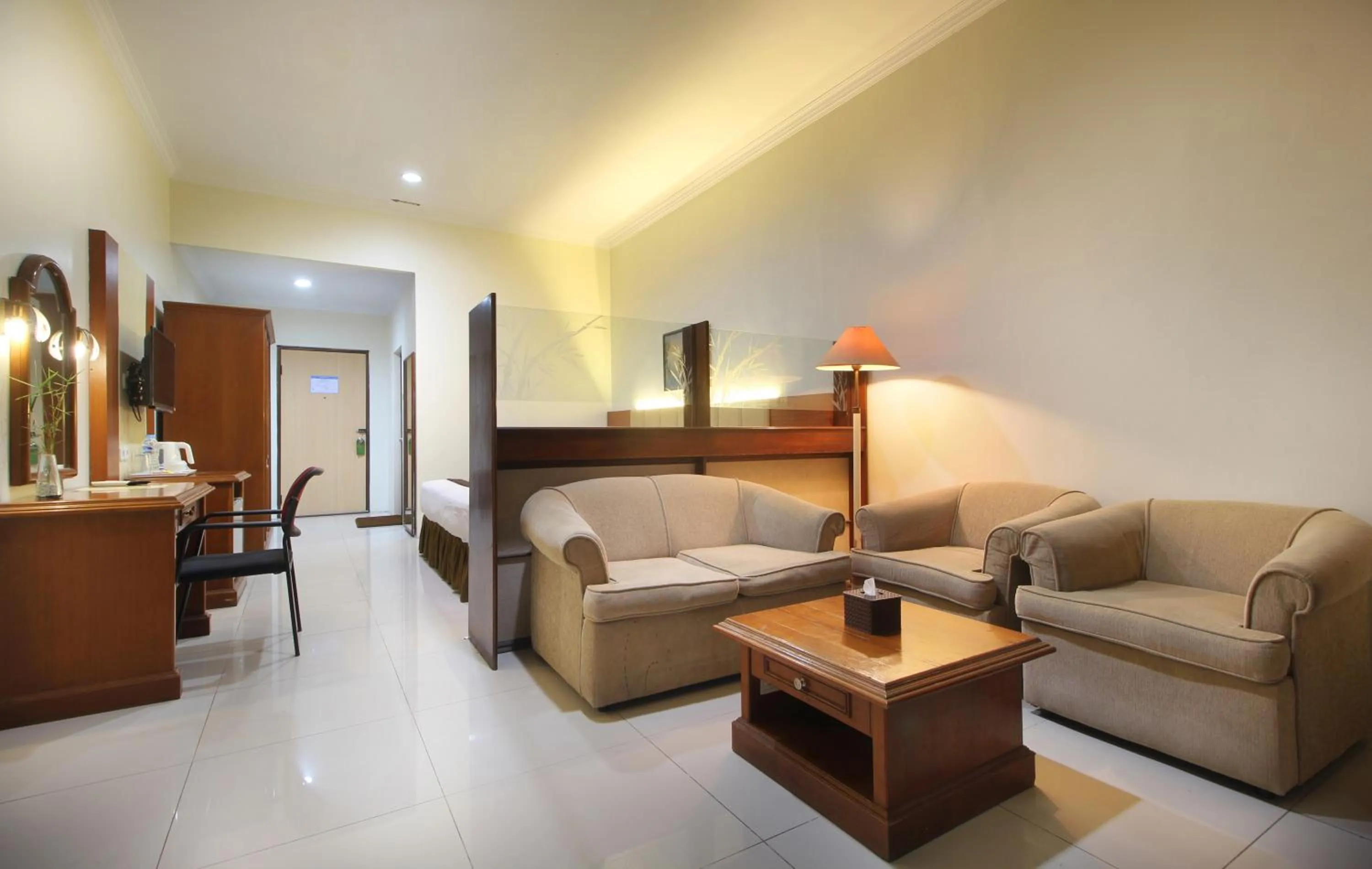 Bed in Hotel Grand Trisula Indramayu