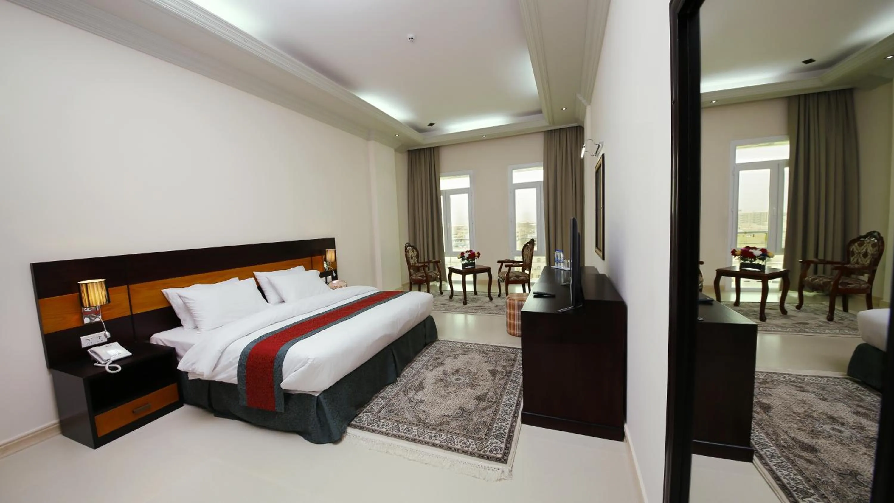 Bedroom, Bed in Muscat International Hotel Plaza